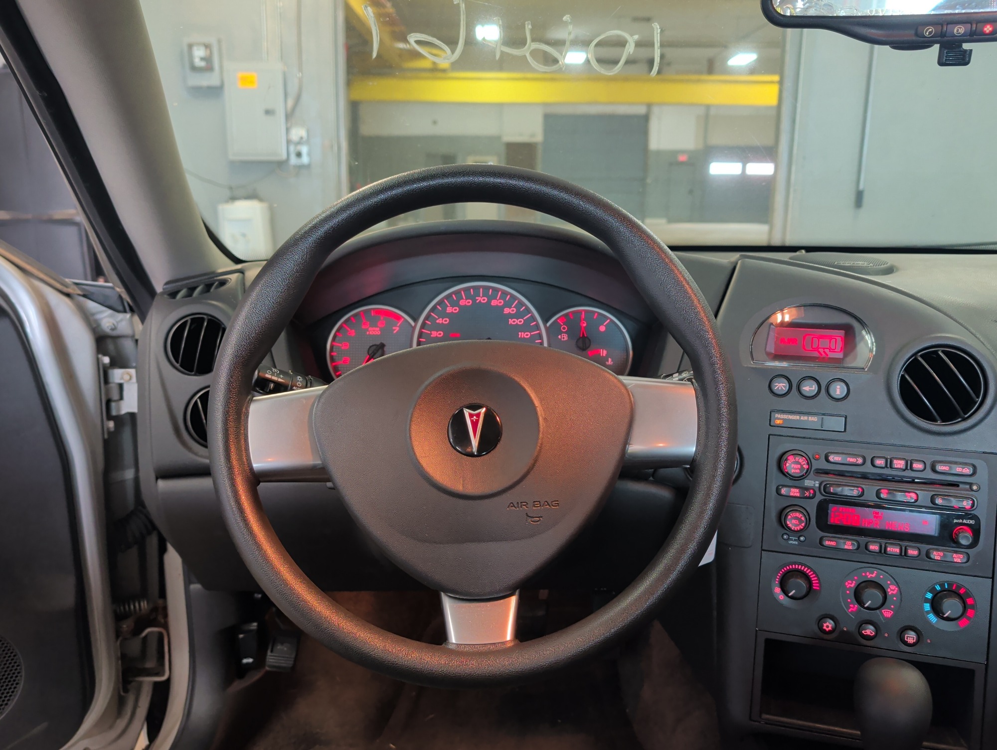 2007 pontiac grand-prix sedan with 184147 miles for sale near elk-river, minnesota 106461_33_dash_from_driver.jpg