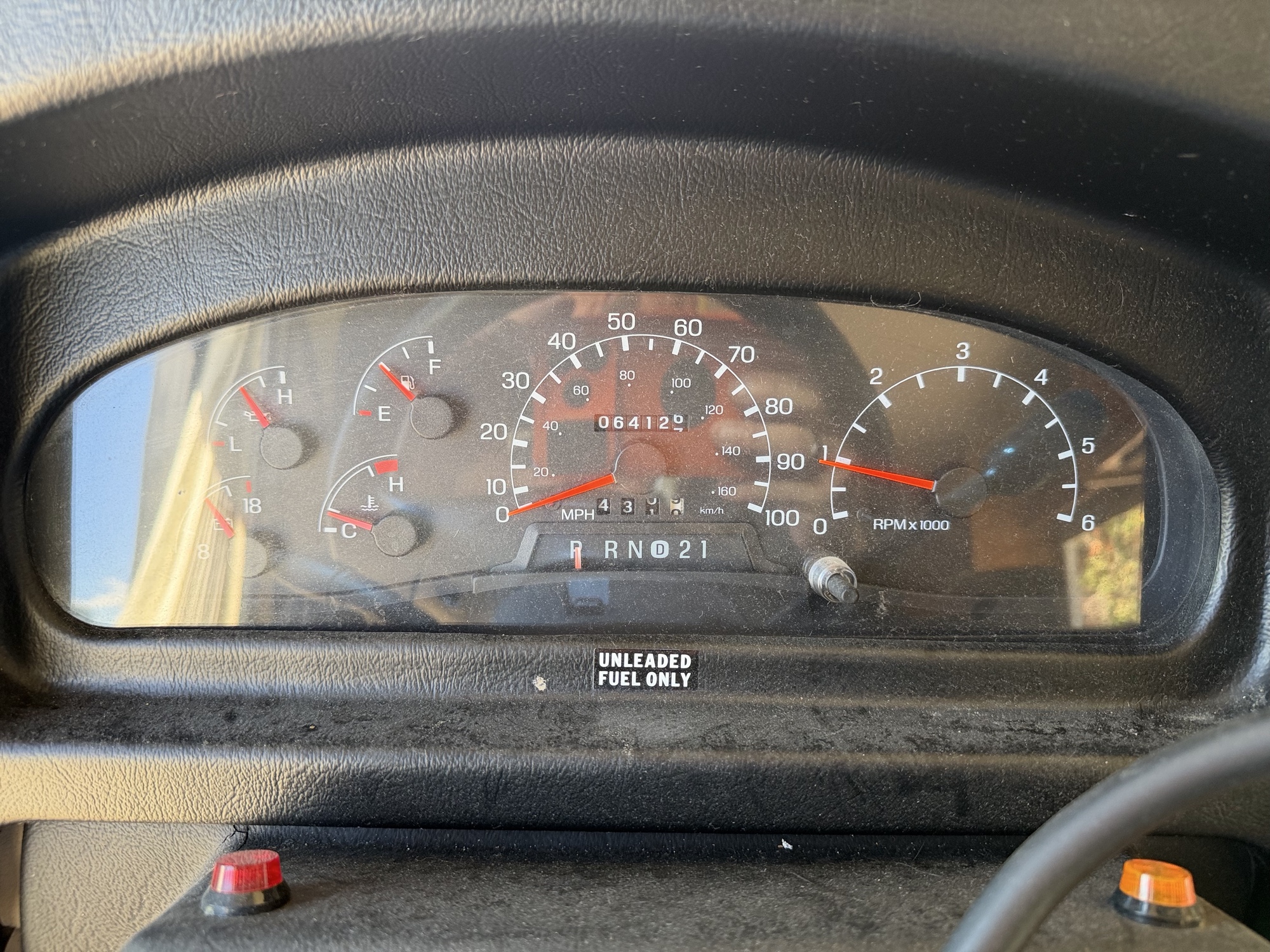 2000 ford stripped-chassis-motorhome - with 64127 miles for sale near elk-river, minnesota 106462_43_gauge_cluster.jpg