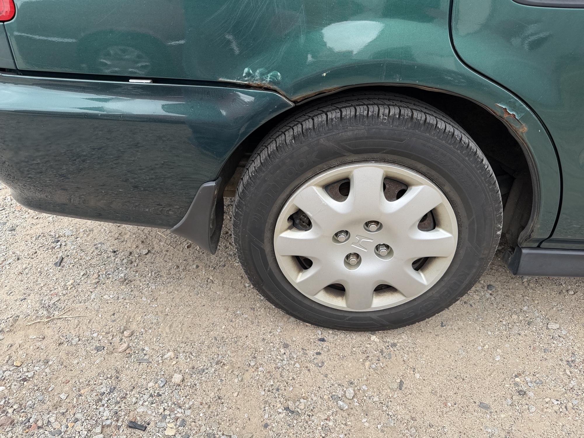 1999 honda civic lx-sedan with 126445 miles for sale near elk-river, minnesota 106465_14_rear_pass_wheel.jpg