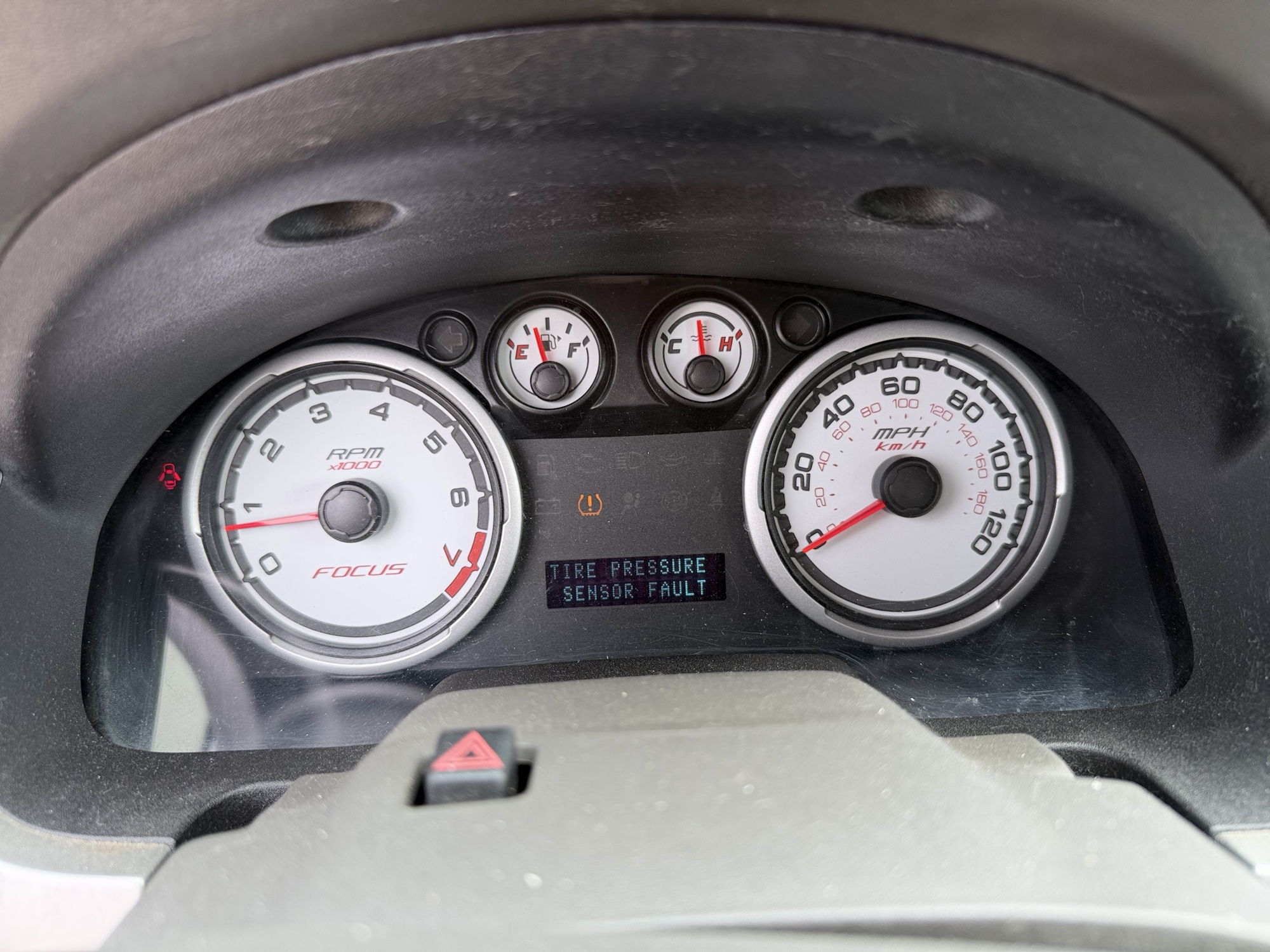 2008 ford focus ses-sedan with 139978 miles for sale near elk-river, minnesota 106466_43_gauge_cluster.jpg