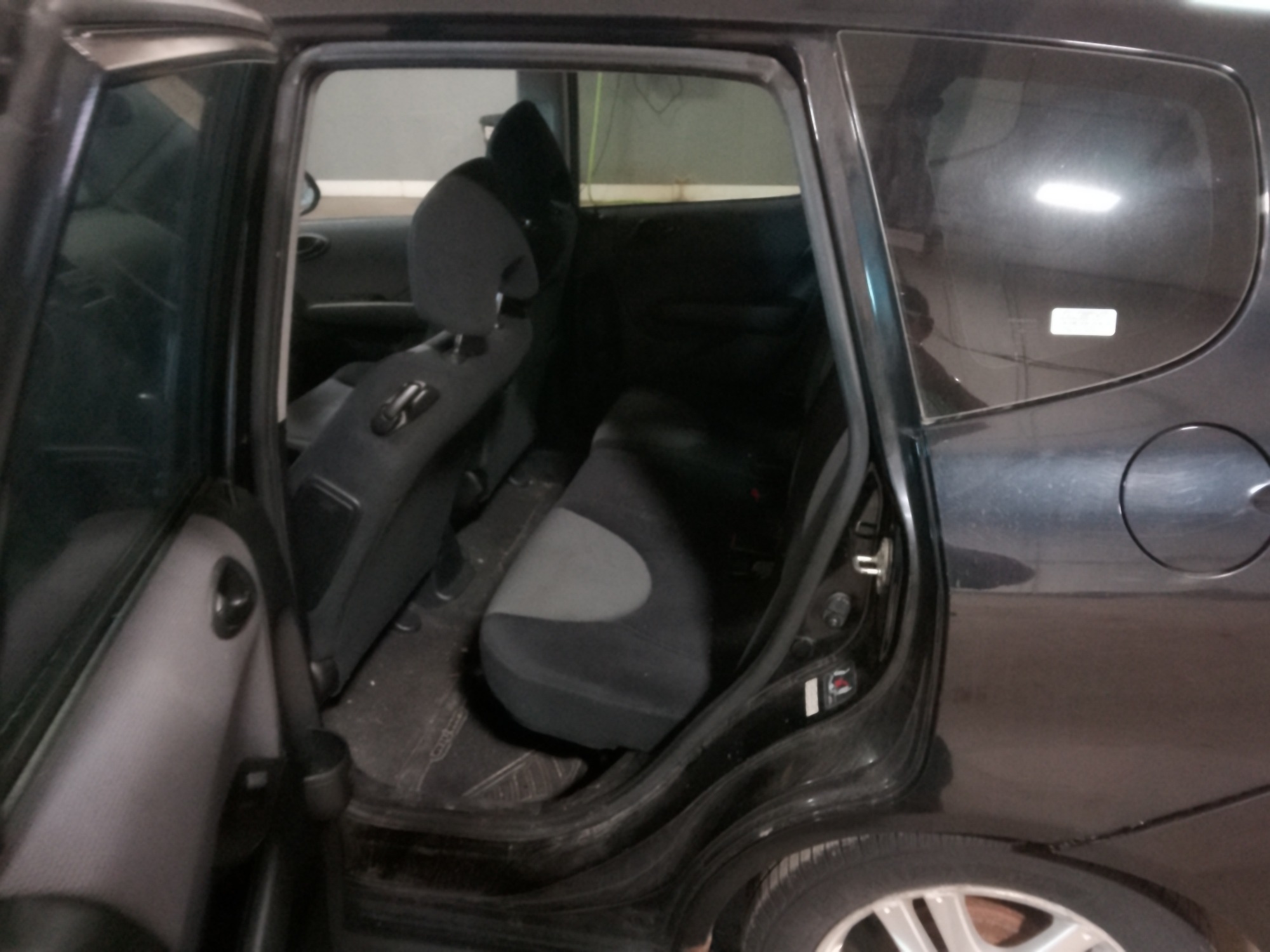 2008 honda fit sport-5-speed-at with 133721 miles for sale near elk-river, minnesota 106467_24_drv_rear_seat.jpg