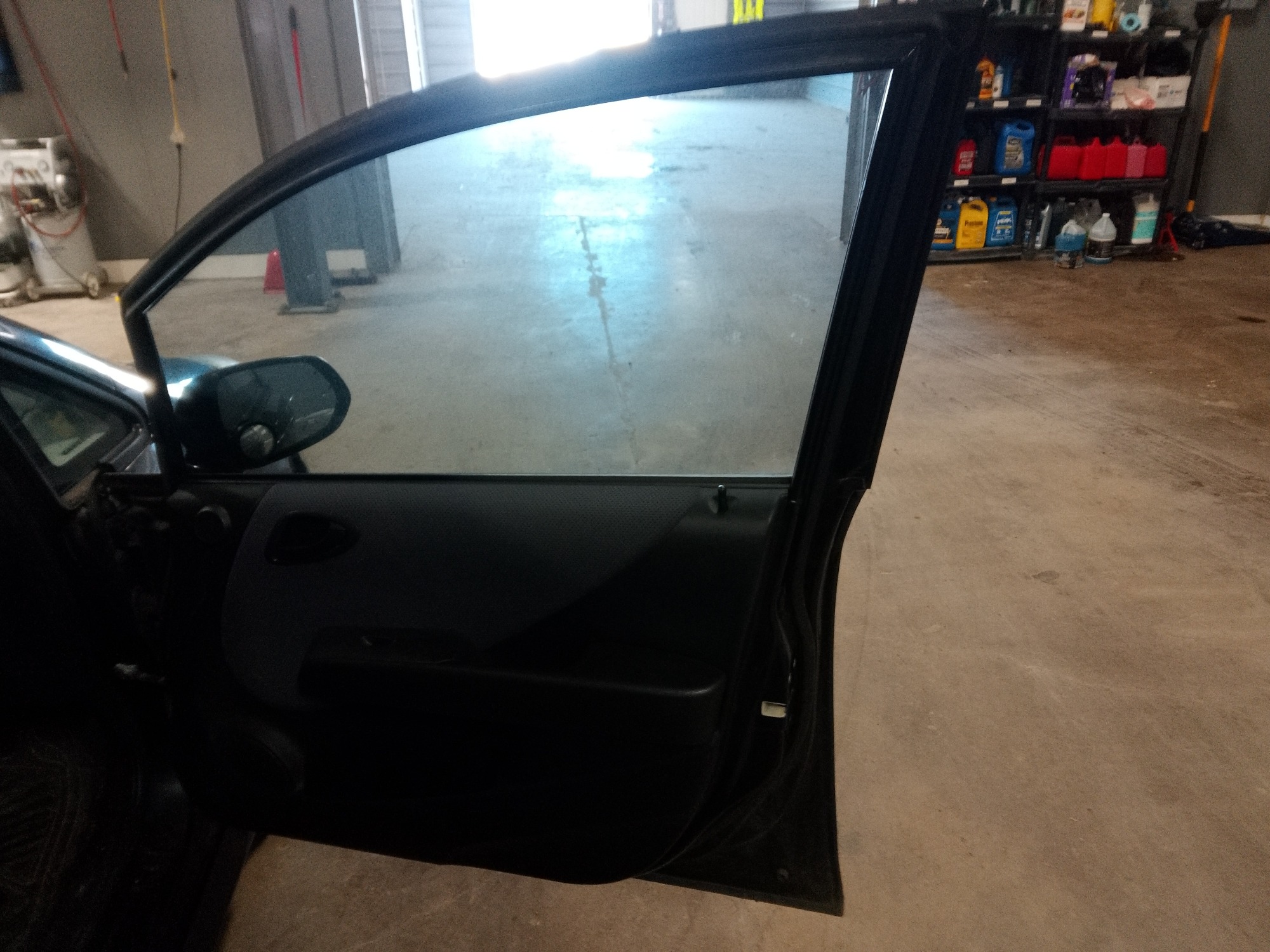 2008 honda fit sport-5-speed-at with 133721 miles for sale near elk-river, minnesota 106467_32_passenger_door_panel.jpg