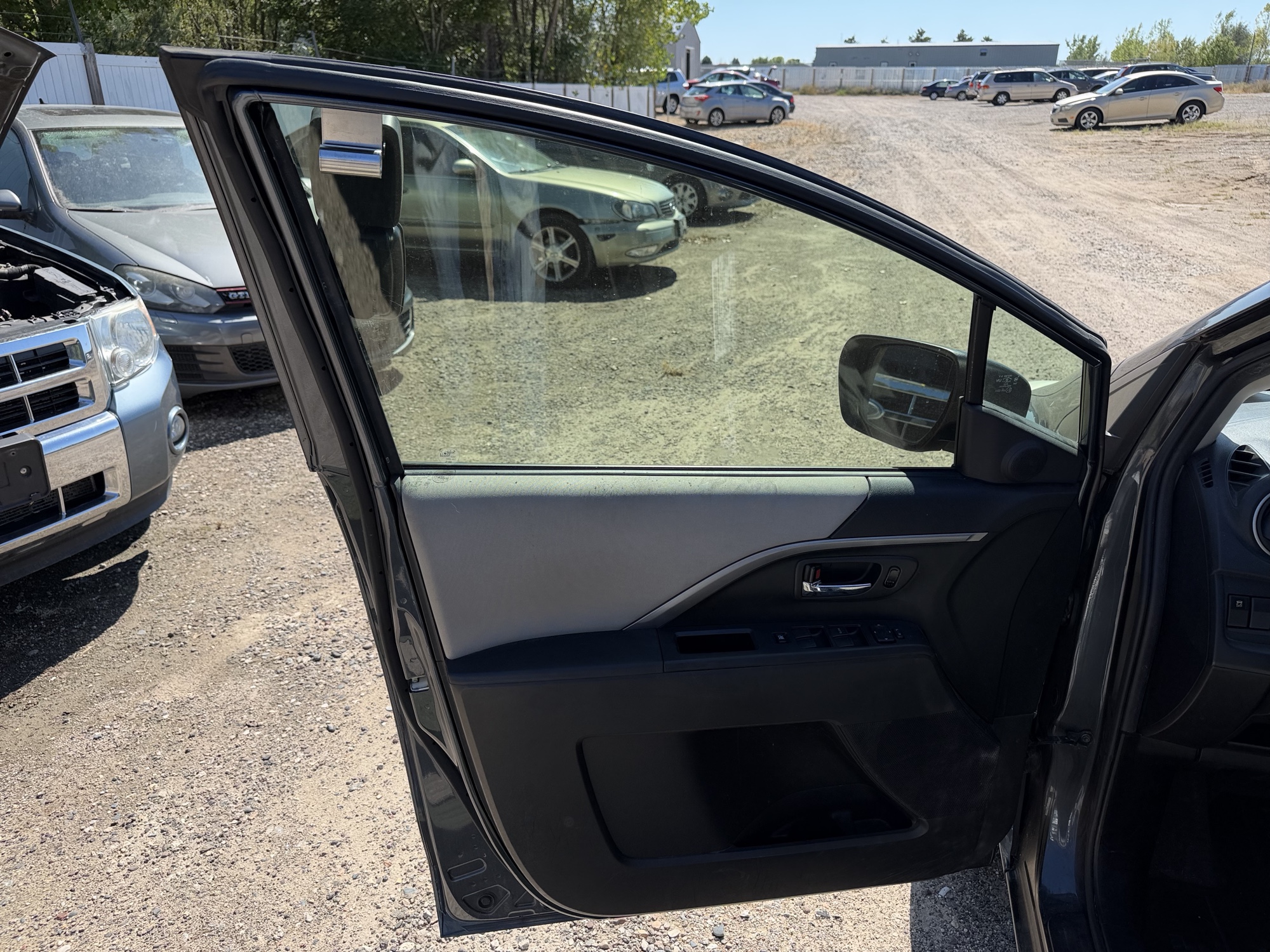 2012 mazda mazda5 sport with 102456 miles for sale near elk-river, minnesota 106470_23_driver_door_panel.jpg