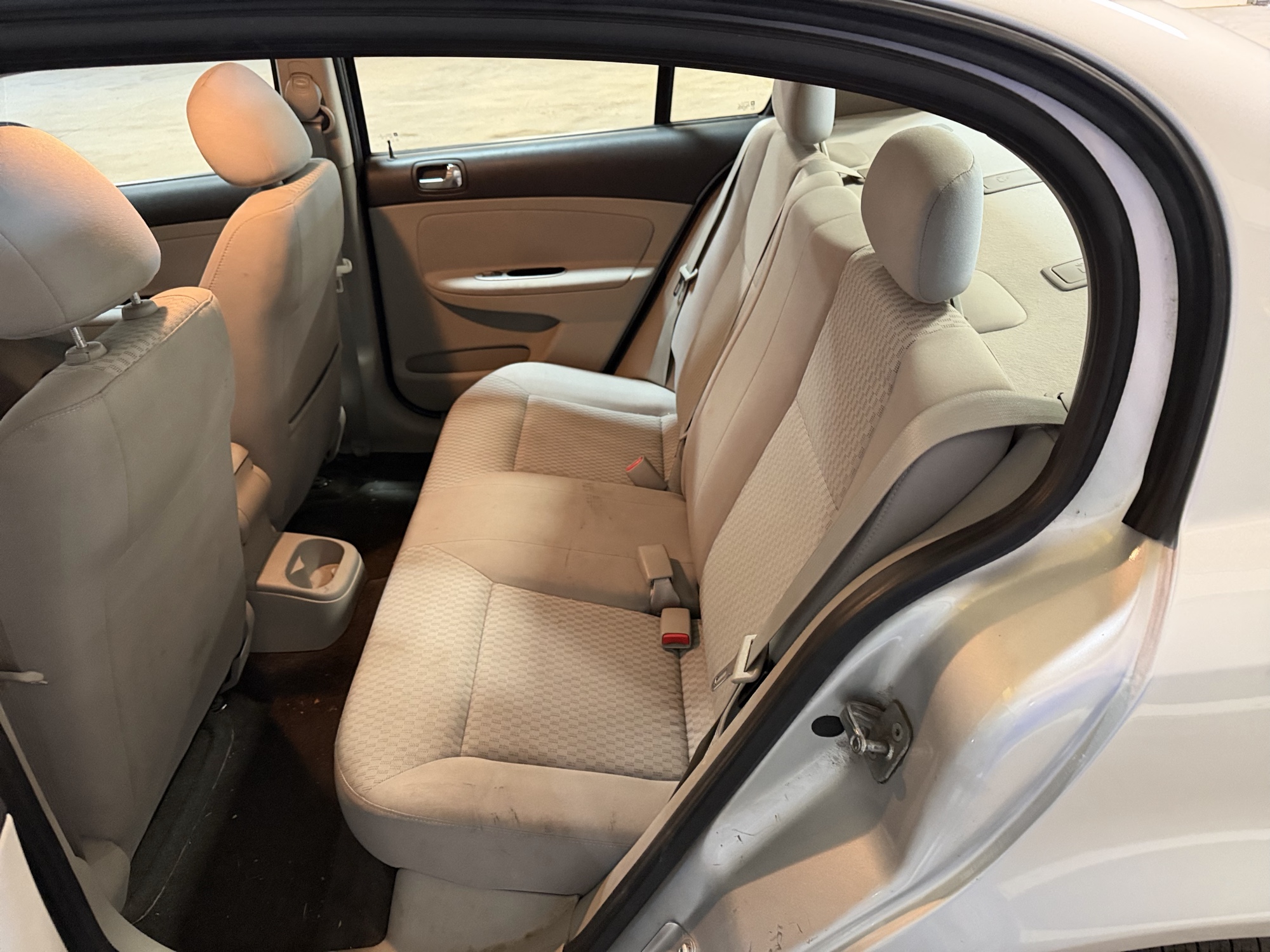 2010 chevrolet cobalt lt1-sedan with 131193 miles for sale near elk-river, minnesota 106471_24_drv_rear_seat.jpg