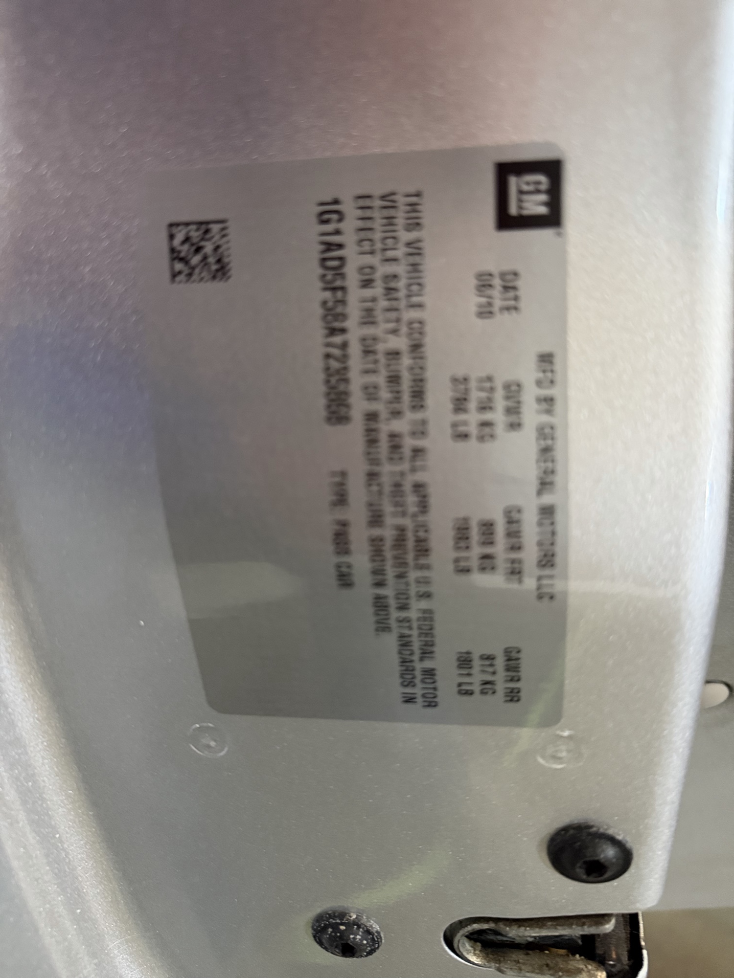 2010 chevrolet cobalt lt1-sedan with 131193 miles for sale near elk-river, minnesota 106471_47_door_vin_sticker.jpg
