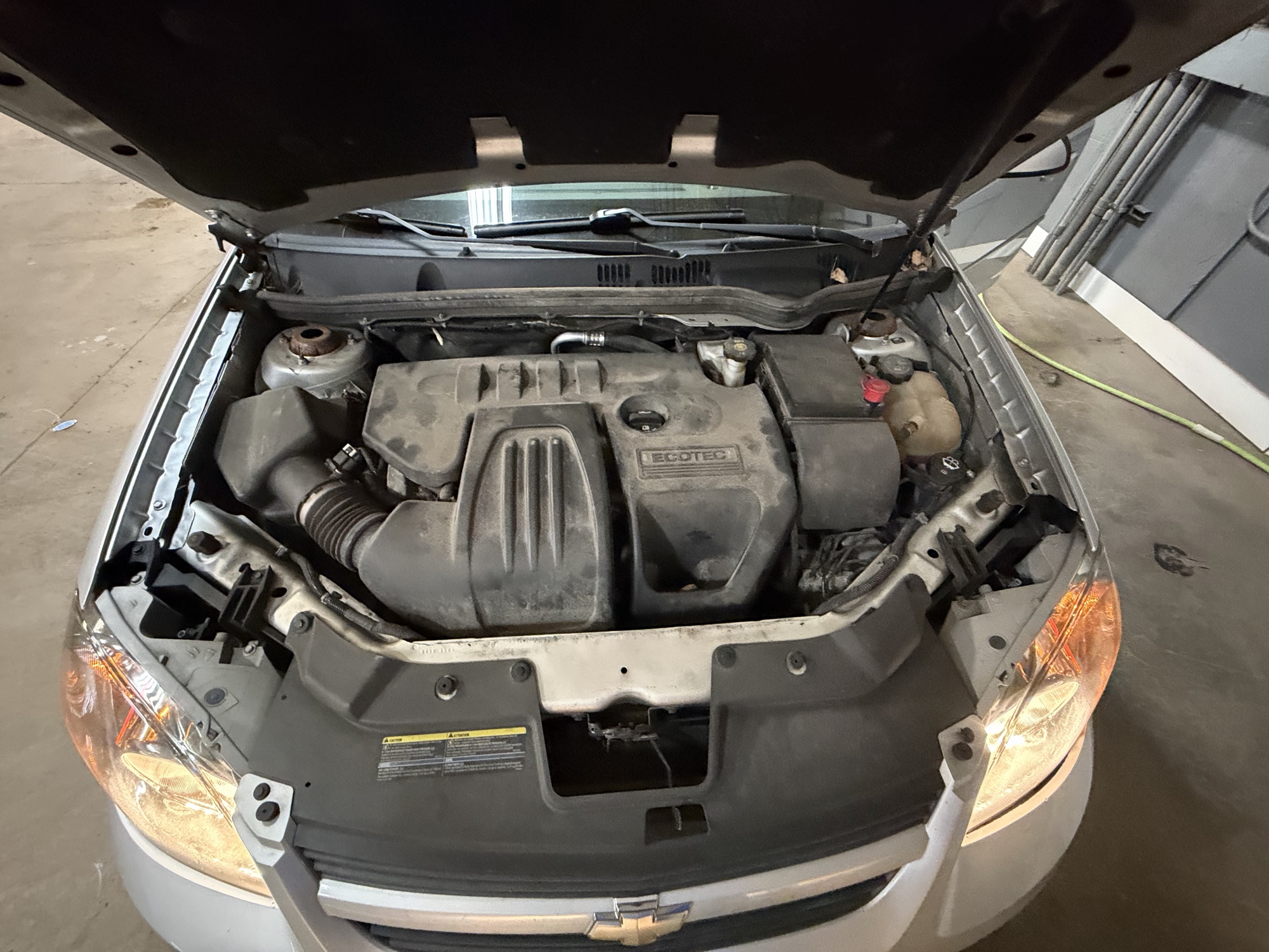 2010 chevrolet cobalt lt1-sedan with 131193 miles for sale near elk-river, minnesota 106471_49_engine_bay.jpg