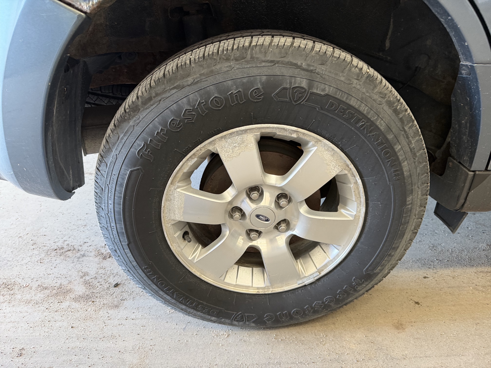 2011 ford escape limited-4wd with 142385 miles for sale near elk-river, minnesota 106472_14_rear_pass_wheel.jpg