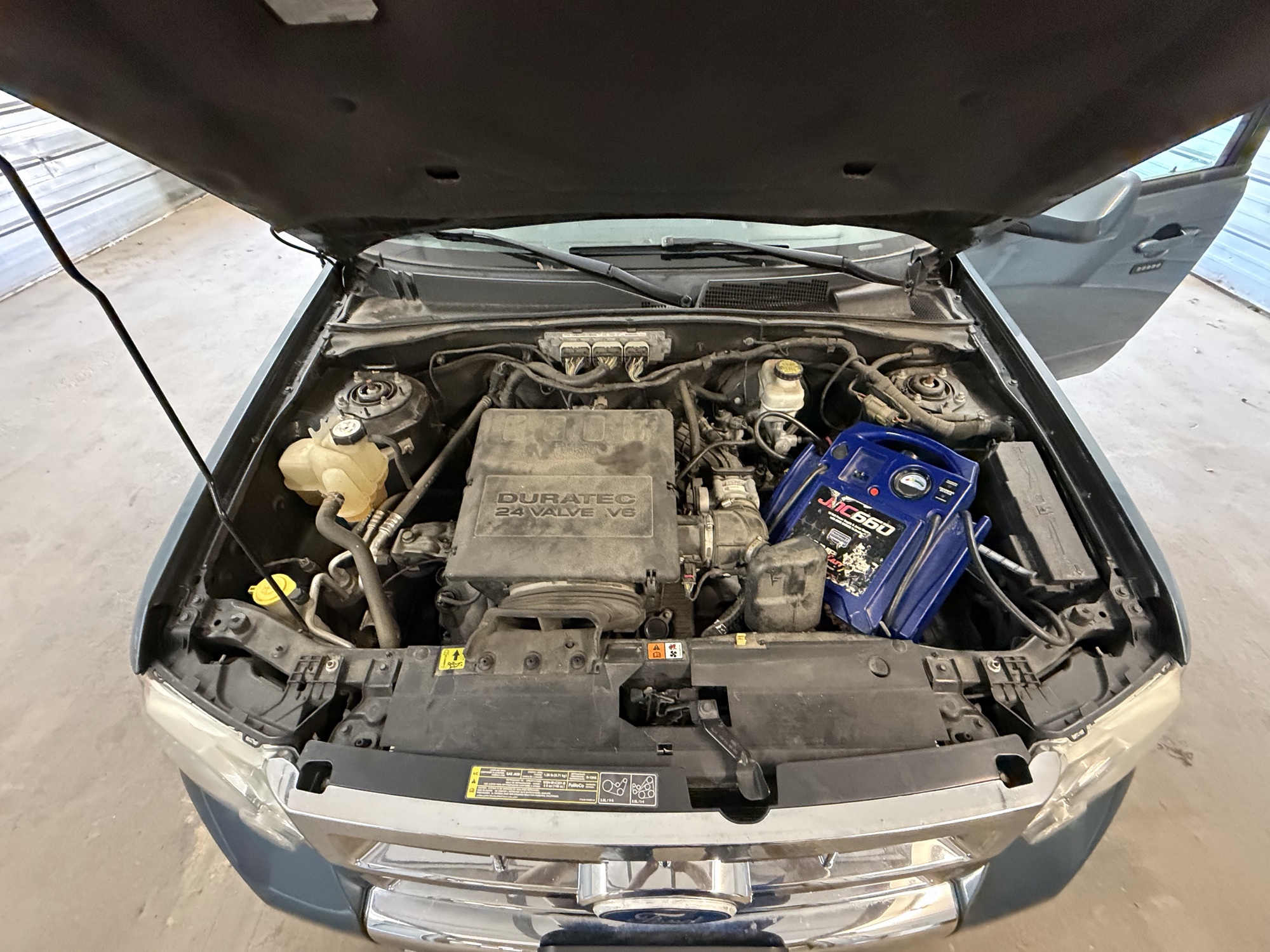2011 ford escape limited-4wd with 142385 miles for sale near elk-river, minnesota 106472_49_engine_bay.jpg