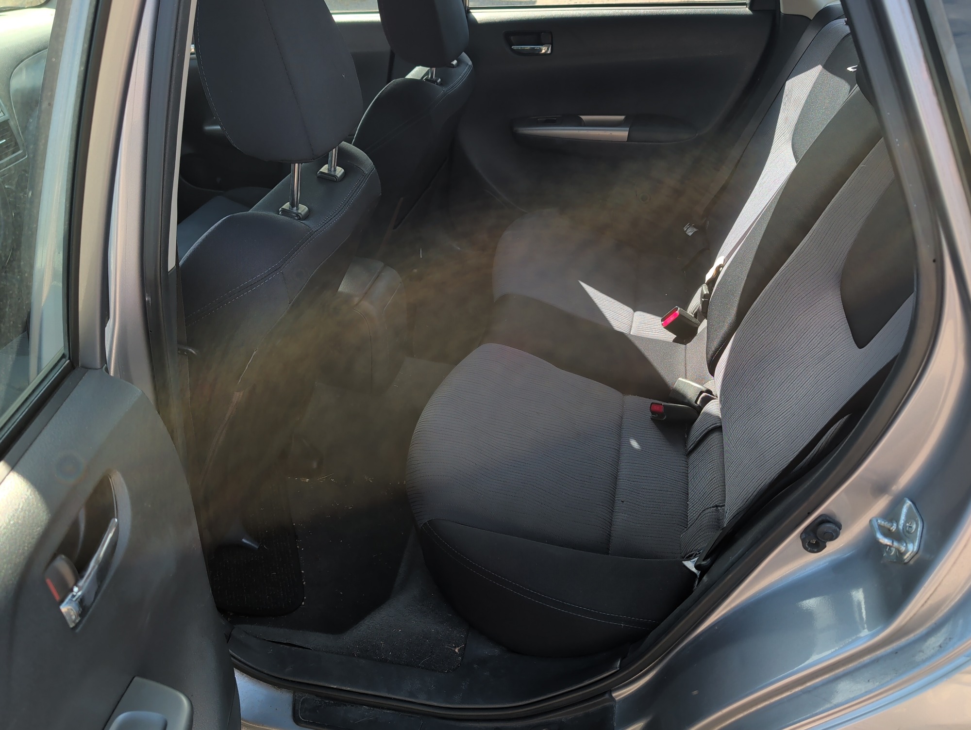 2008 subaru outback sport with 178675 miles for sale near elk-river, minnesota 106473_24_drv_rear_seat.jpg