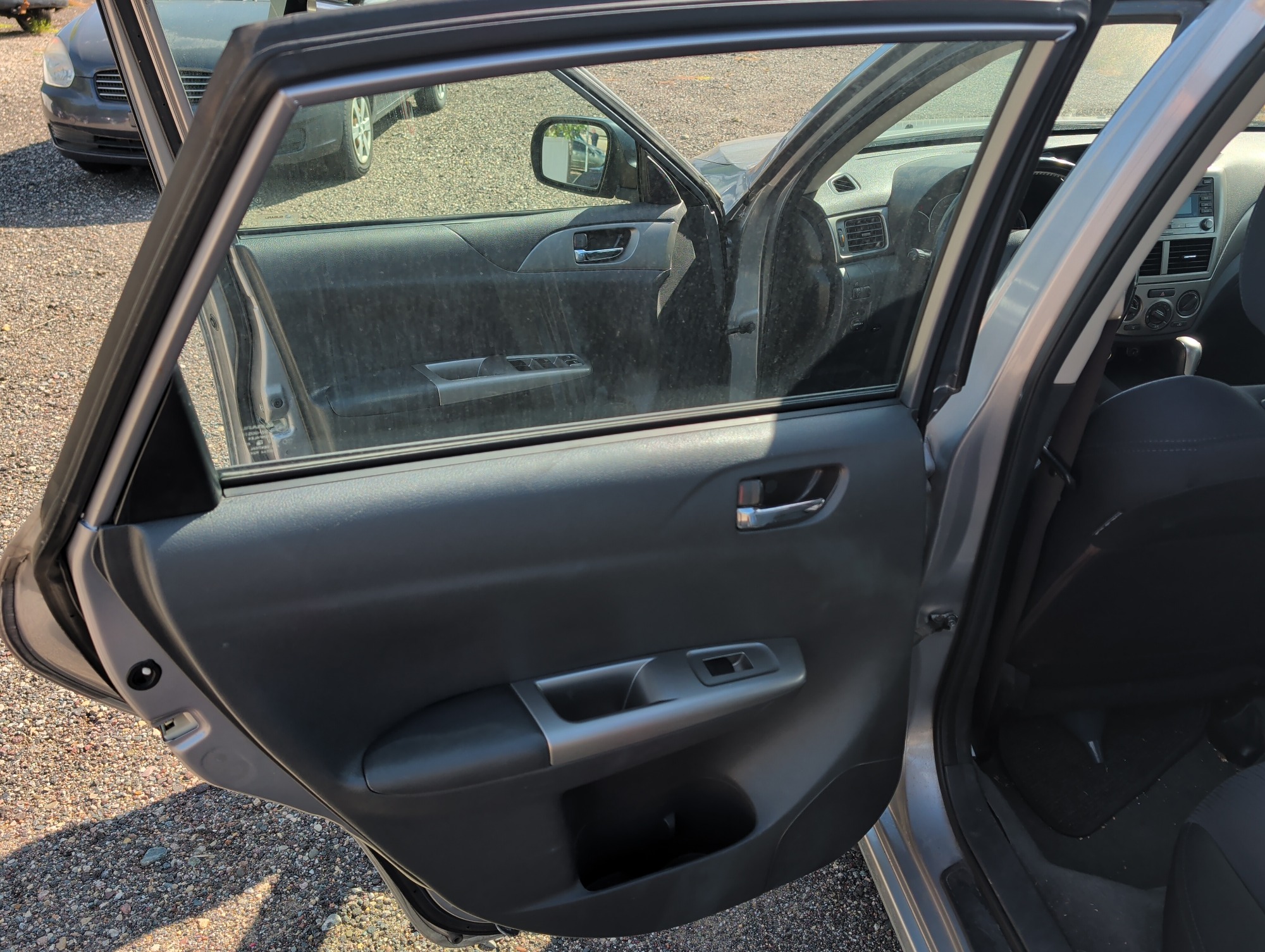 2008 subaru outback sport with 178675 miles for sale near elk-river, minnesota 106473_25_drv_rear_door_panel.jpg