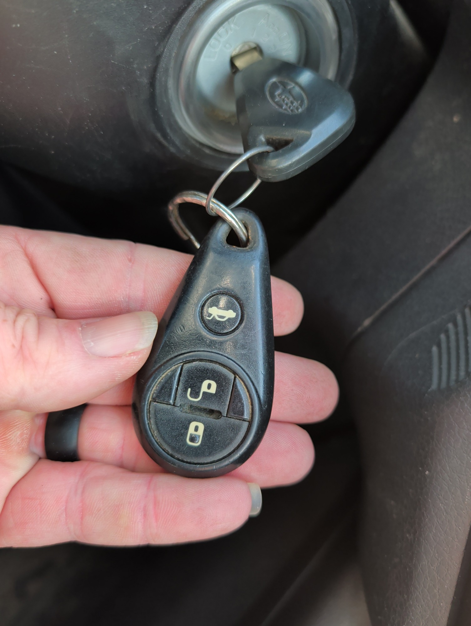 2008 subaru outback sport with 178675 miles for sale near elk-river, minnesota 106473_51_keys.jpg