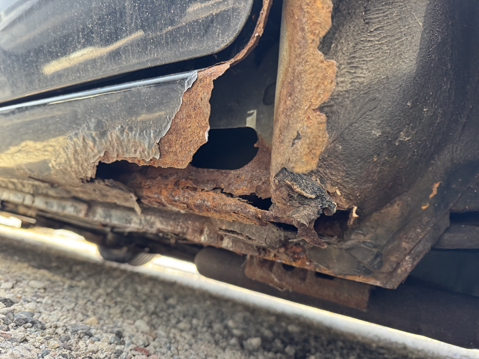 2002 lincoln continental base for sale near Elk River, Minnesota 106475_18_undercar_rear_drv.jpg