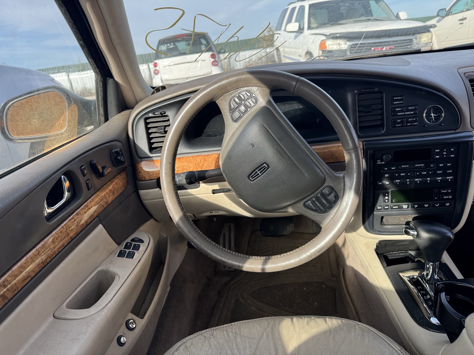 2002 lincoln continental base for sale near Elk River, Minnesota 106475_33_dash_from_driver.jpg