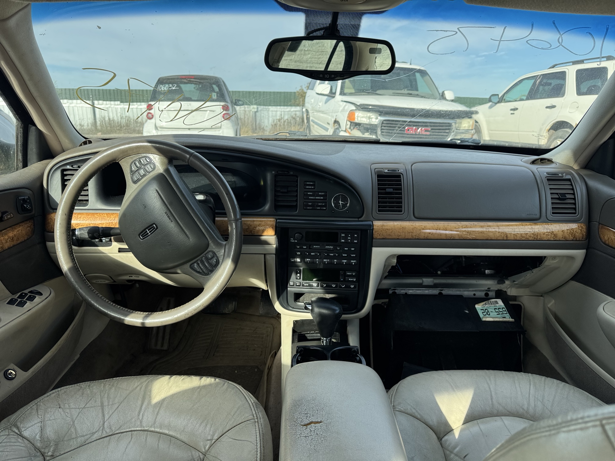 2002 lincoln continental base for sale near Elk River, Minnesota 106475_34_whole_dash.jpg