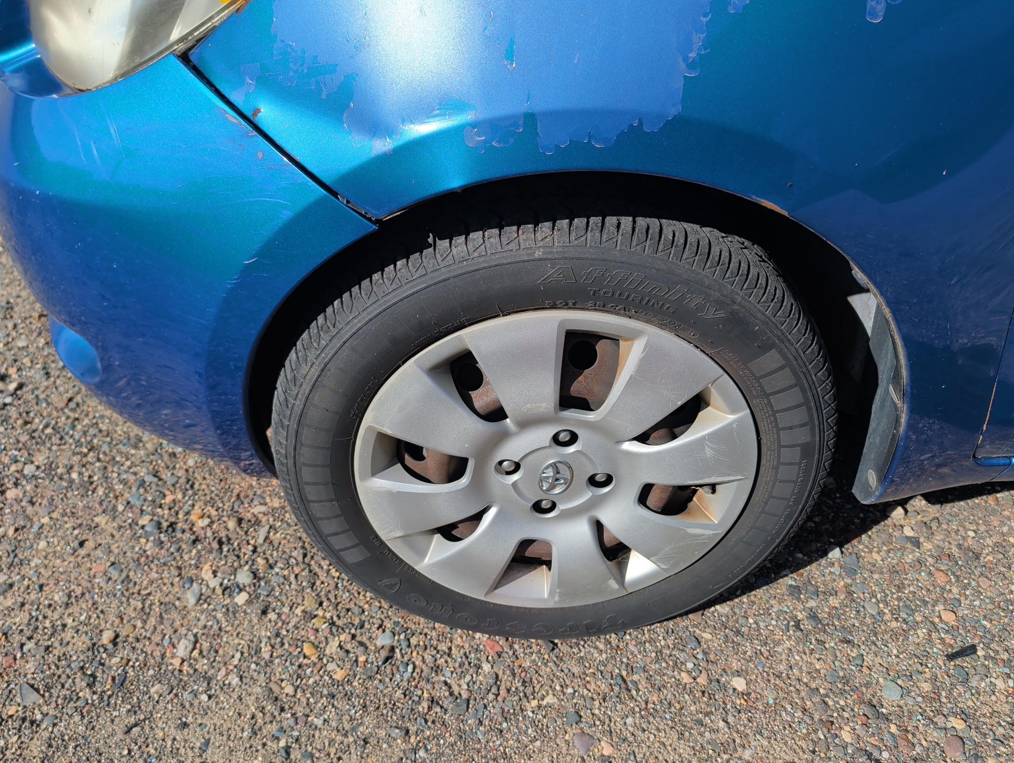 2008 toyota yaris liftback with 125476 miles for sale near elk-river, minnesota 106476_12_drv_front_wheel.jpg