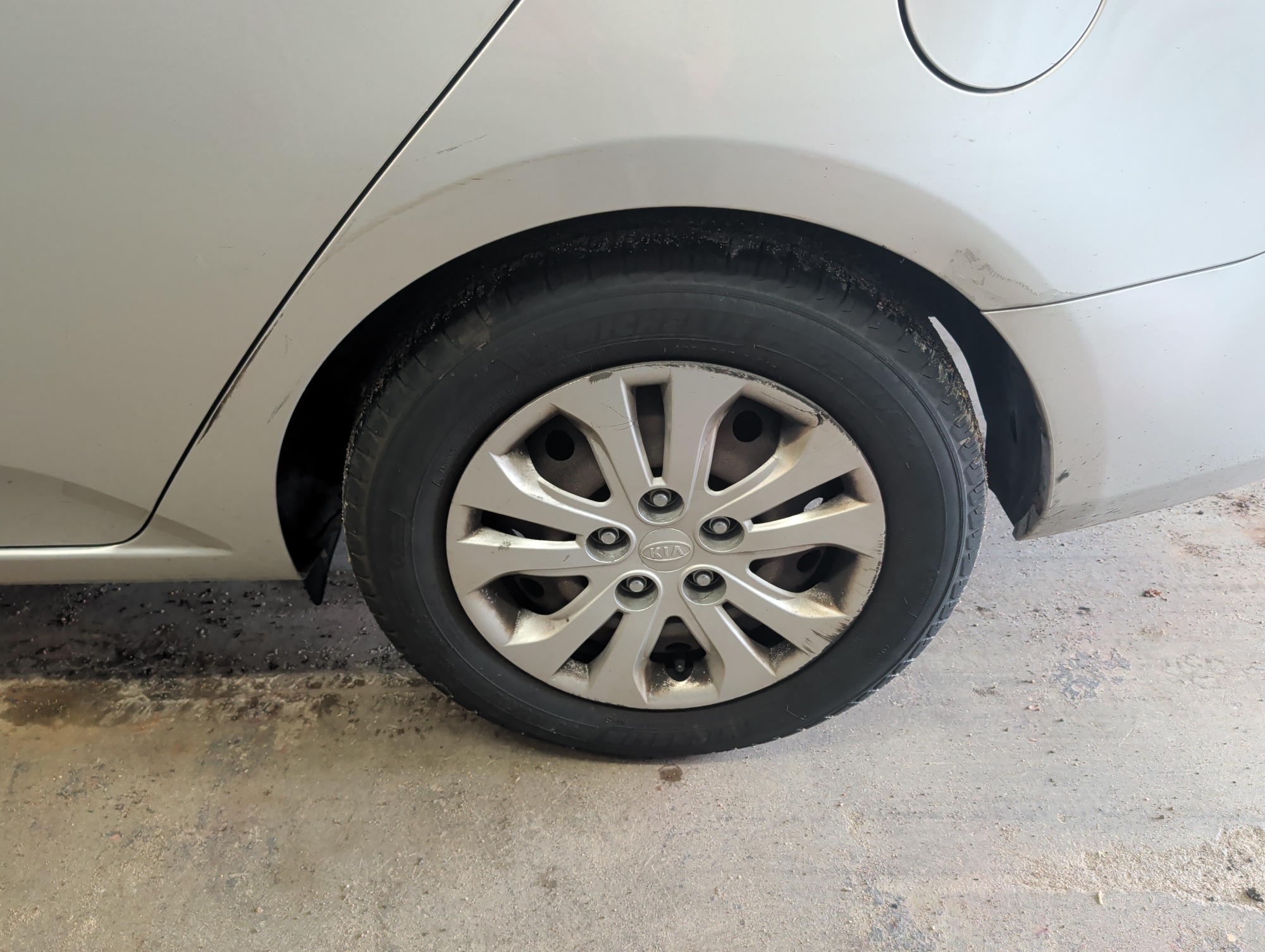 2011 kia forte ex with 132365 miles for sale near elk-river, minnesota 106477_13_rear_drv_wheel.jpg