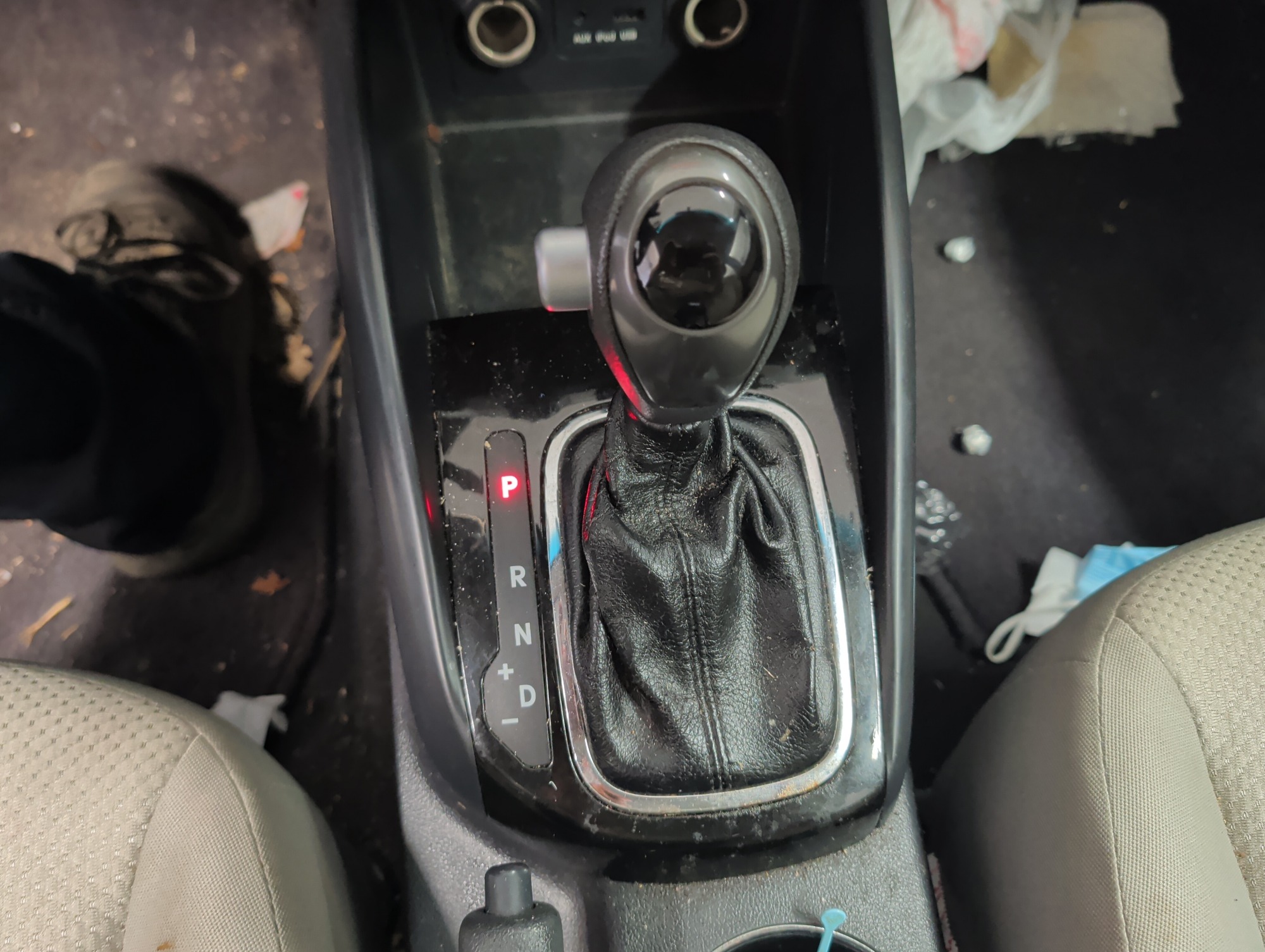 2011 kia forte ex with 132365 miles for sale near elk-river, minnesota 106477_41_shifter.jpg
