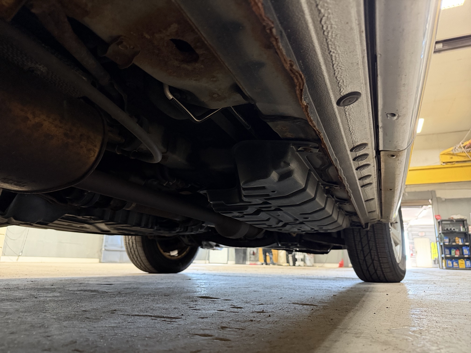 2008 toyota highlander base-4wd with 249077 miles for sale near elk-river, minnesota 106479_20_undercar_rear_pass.jpg