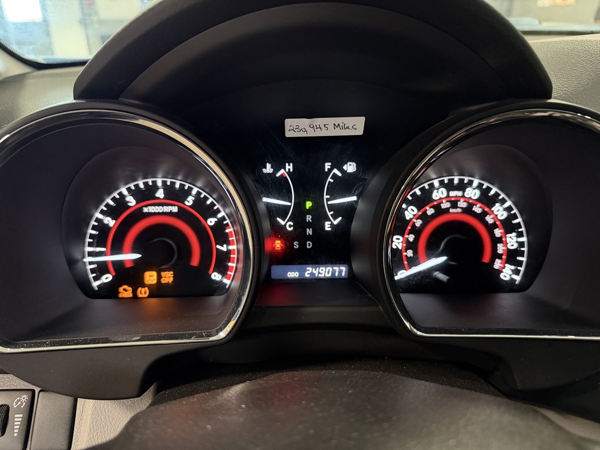 2008 toyota highlander base-4wd with 249077 miles for sale near elk-river, minnesota 106479_43_gauge_cluster.jpg