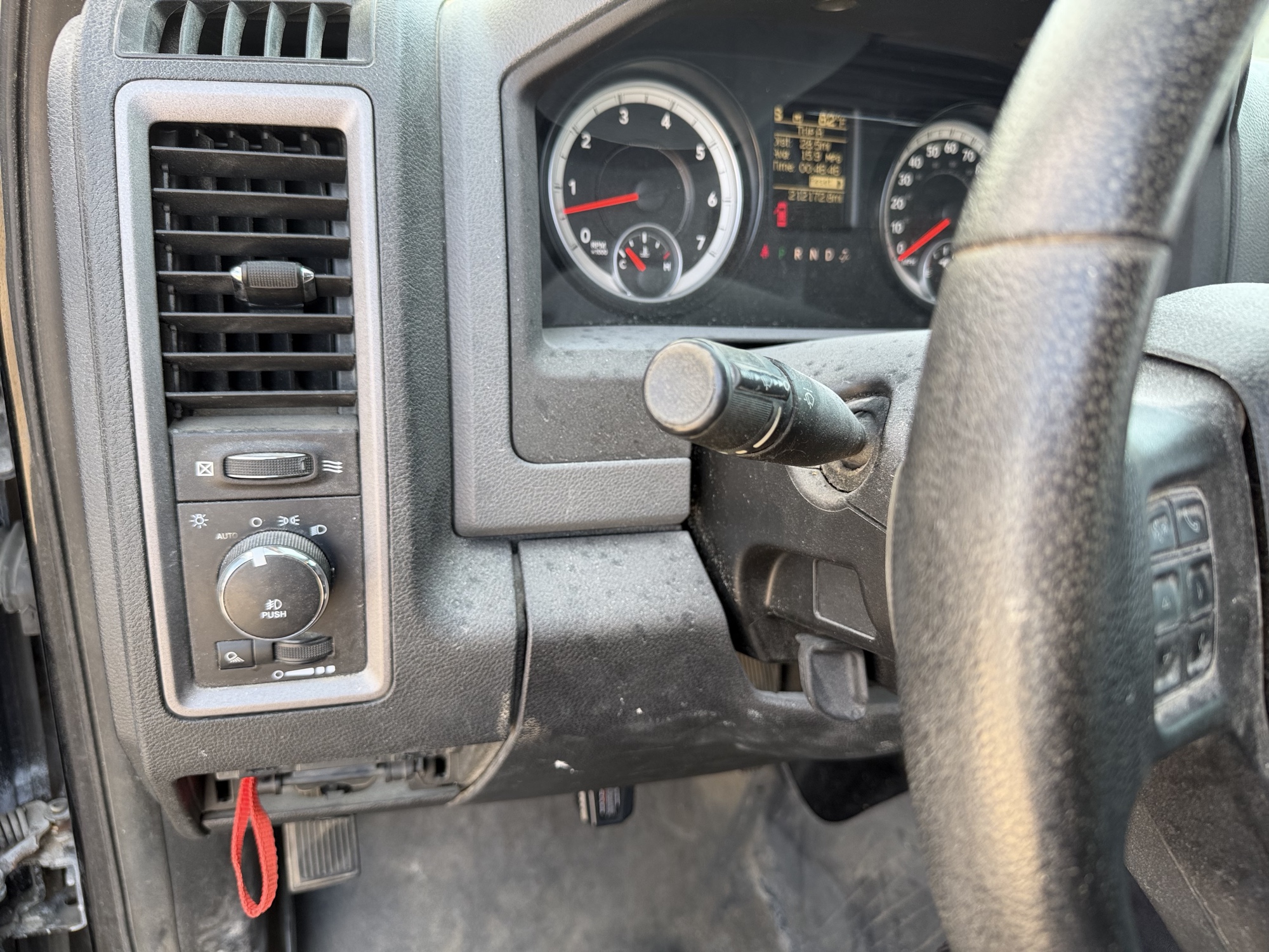 2014 ram 1500 tradesman-crew-cab-swb-4wd with 212172 miles for sale near elk-river, minnesota 106480_37_left_of_steering_wheel.jpg
