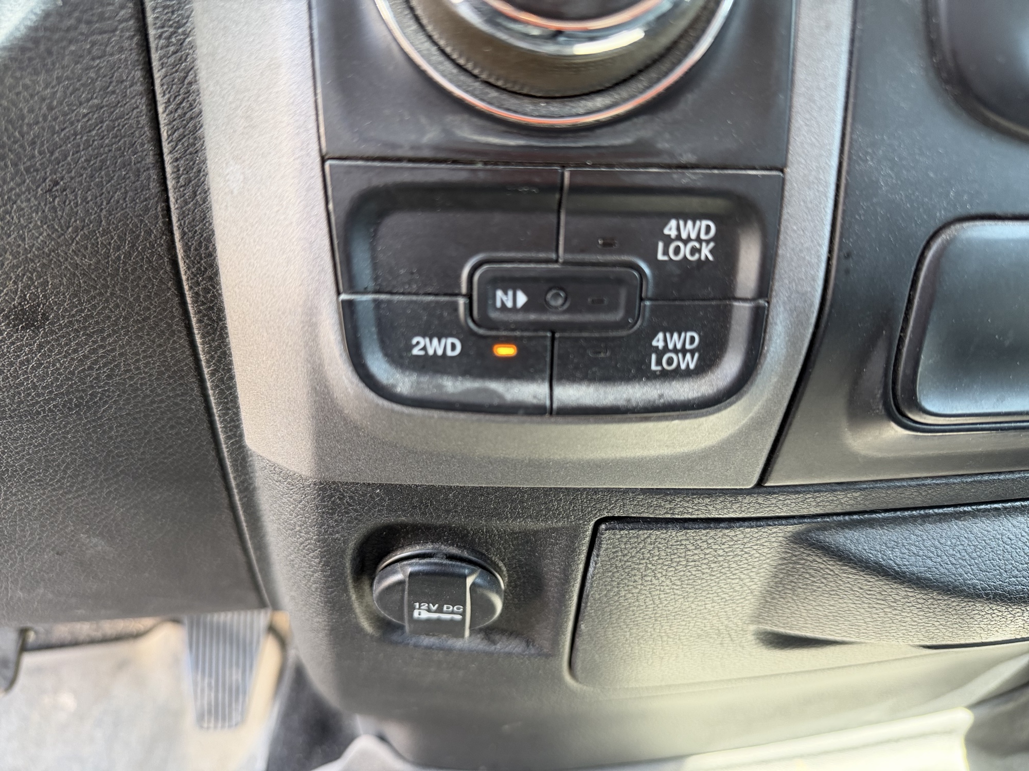 2014 ram 1500 tradesman-crew-cab-swb-4wd with 212172 miles for sale near elk-river, minnesota 106480_38_4x4_switch.jpg