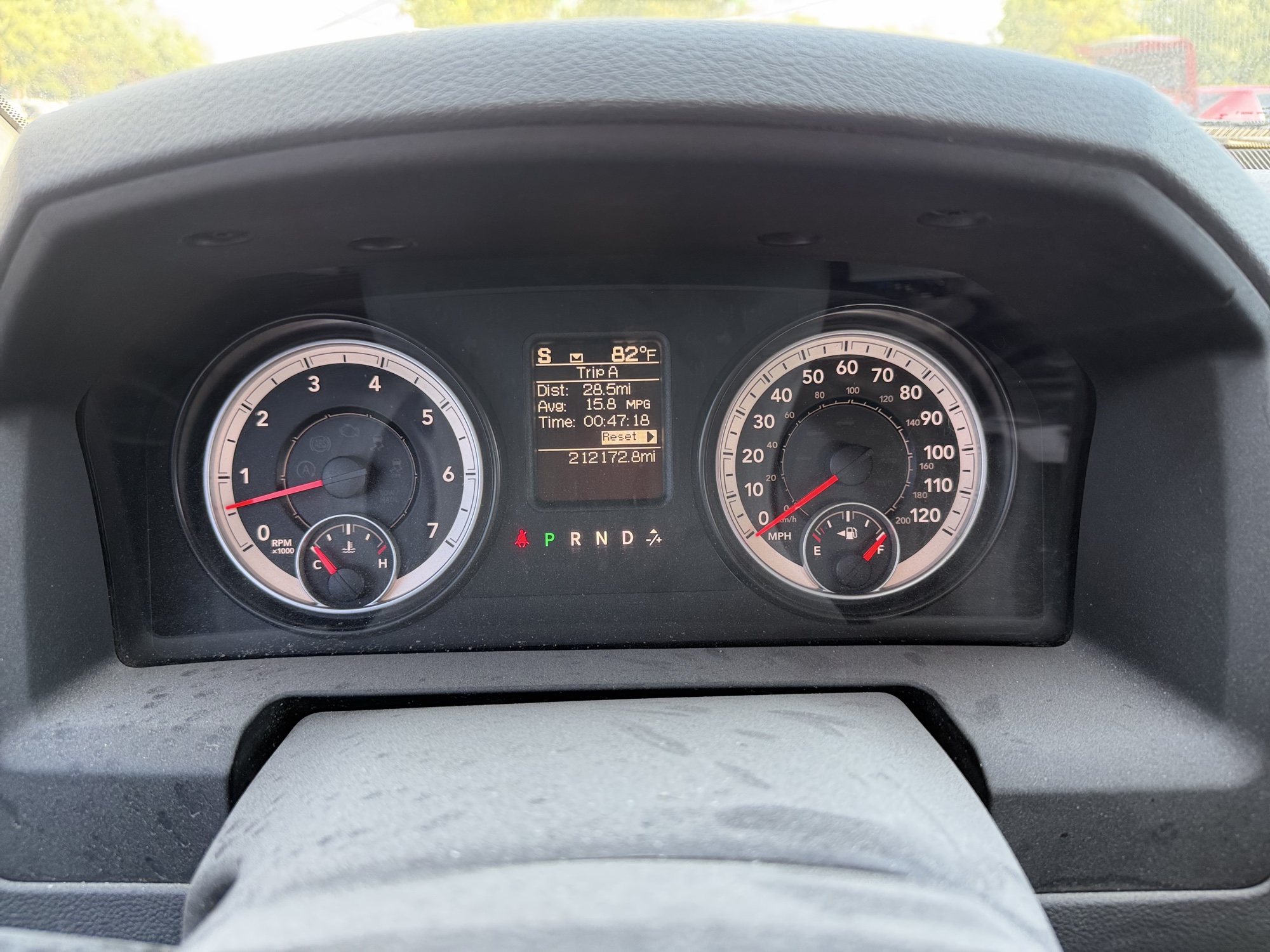 2014 ram 1500 tradesman-crew-cab-swb-4wd with 212172 miles for sale near elk-river, minnesota 106480_43_gauge_cluster.jpg