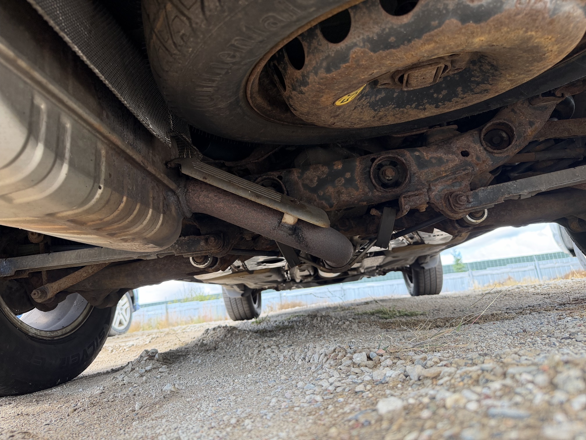 2006 volvo xc90 2.5t for sale near elk-river, minnesota 106483_19_undercar_rear.jpg