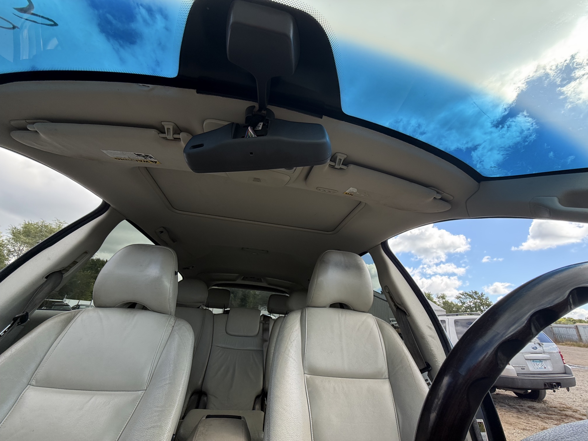 2006 volvo xc90 2.5t for sale near elk-river, minnesota 106483_35_headliner_sunroof.jpg