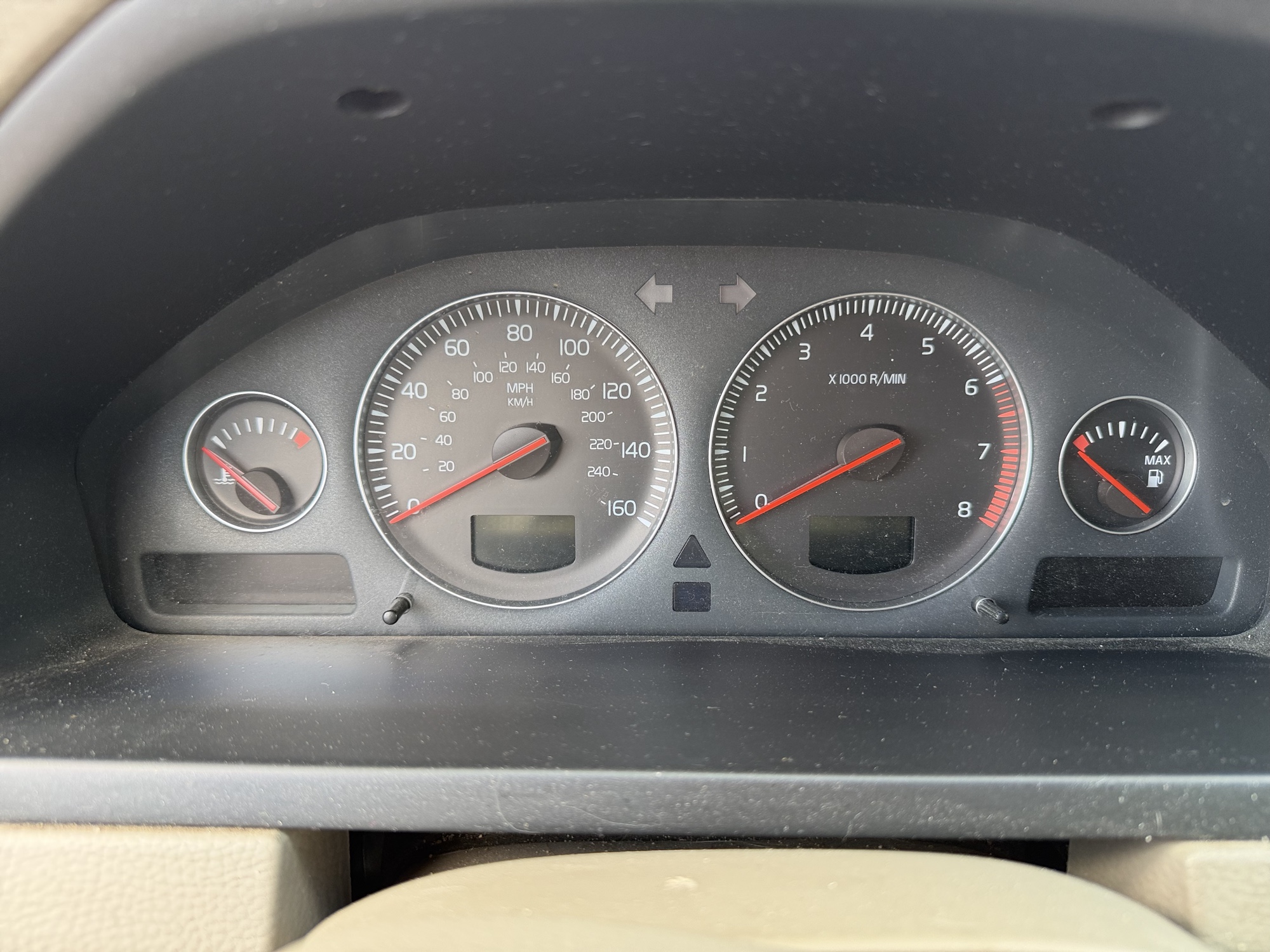2006 volvo xc90 2.5t for sale near elk-river, minnesota 106483_43_gauge_cluster.jpg