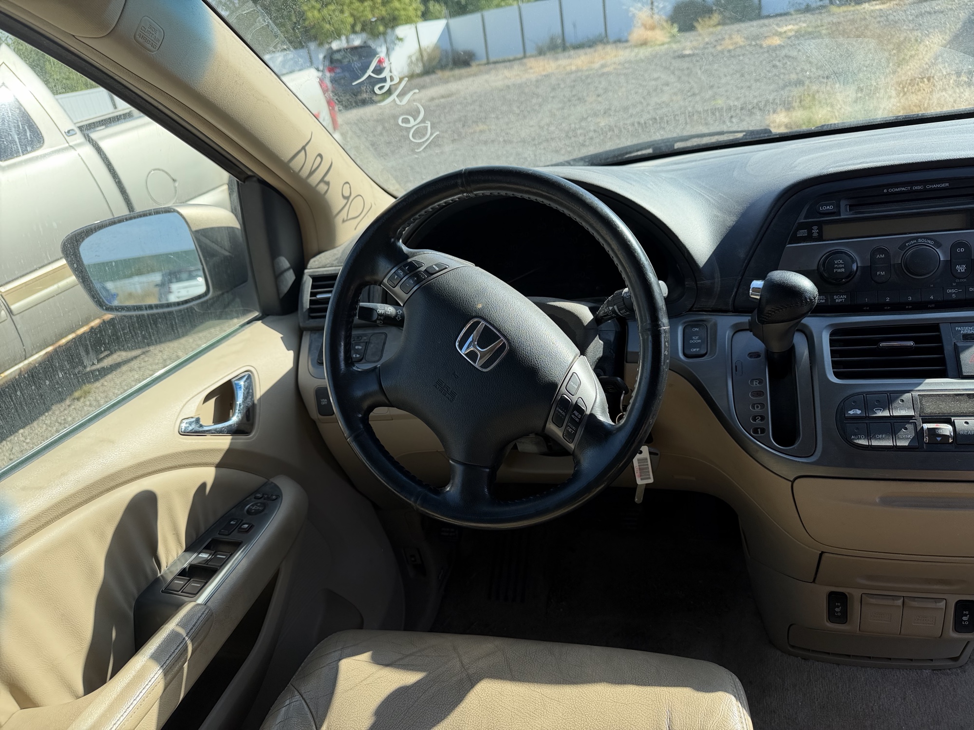 2006 honda odyssey ex-l with 261539 miles for sale near elk-river, minnesota 106484_33_dash_from_driver.jpg