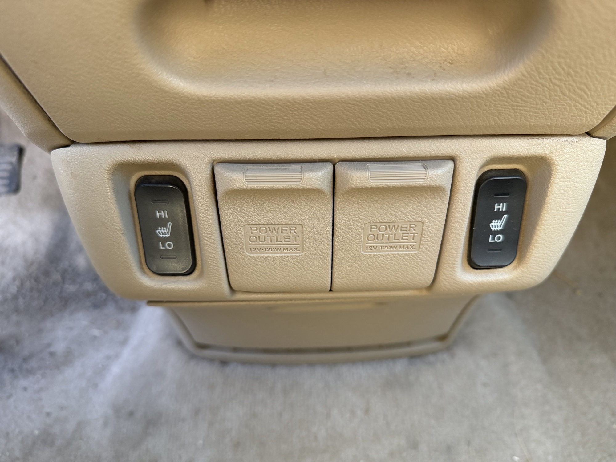 2006 honda odyssey ex-l with 261539 miles for sale near elk-river, minnesota 106484_42_heated_seat_switches.jpg