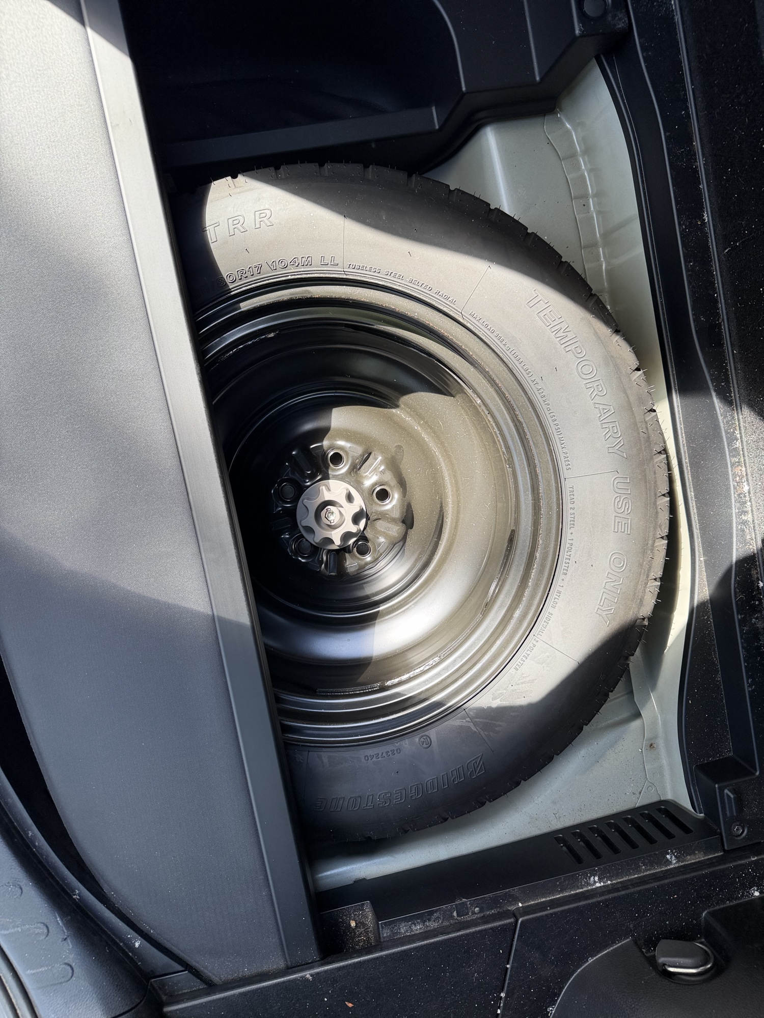2014 toyota rav4 le-awd with 241220 miles for sale near elk-river, minnesota 106485_27_spare_tire.jpg