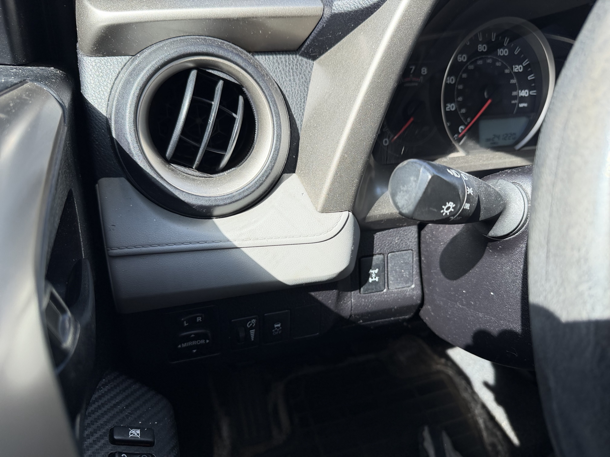 2014 toyota rav4 le-awd with 241220 miles for sale near elk-river, minnesota 106485_37_left_of_steering_wheel.jpg