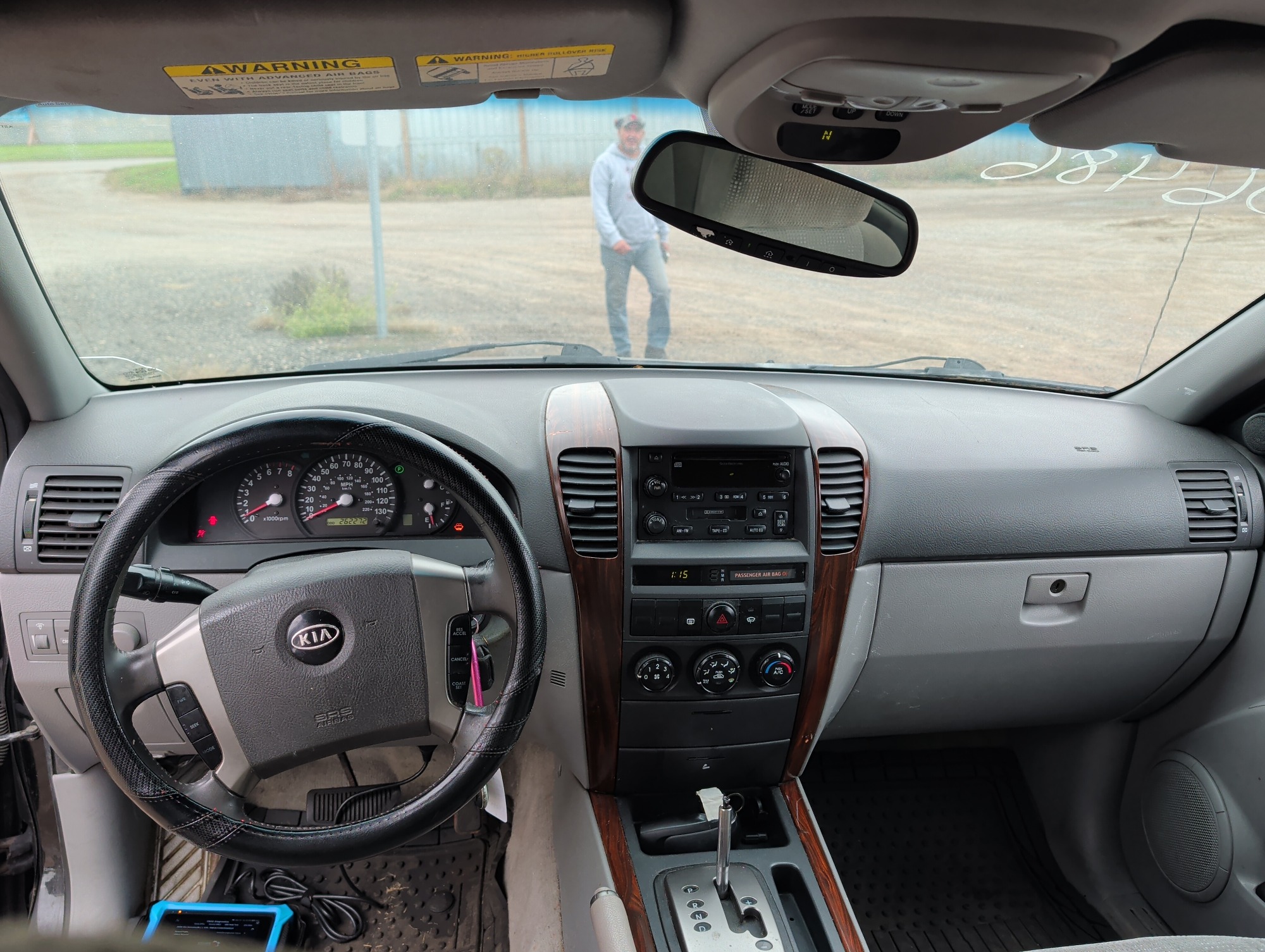 2006 kia sorento ex-4wd with 262272 miles for sale near elk-river, minnesota 106486_34_whole_dash.jpg