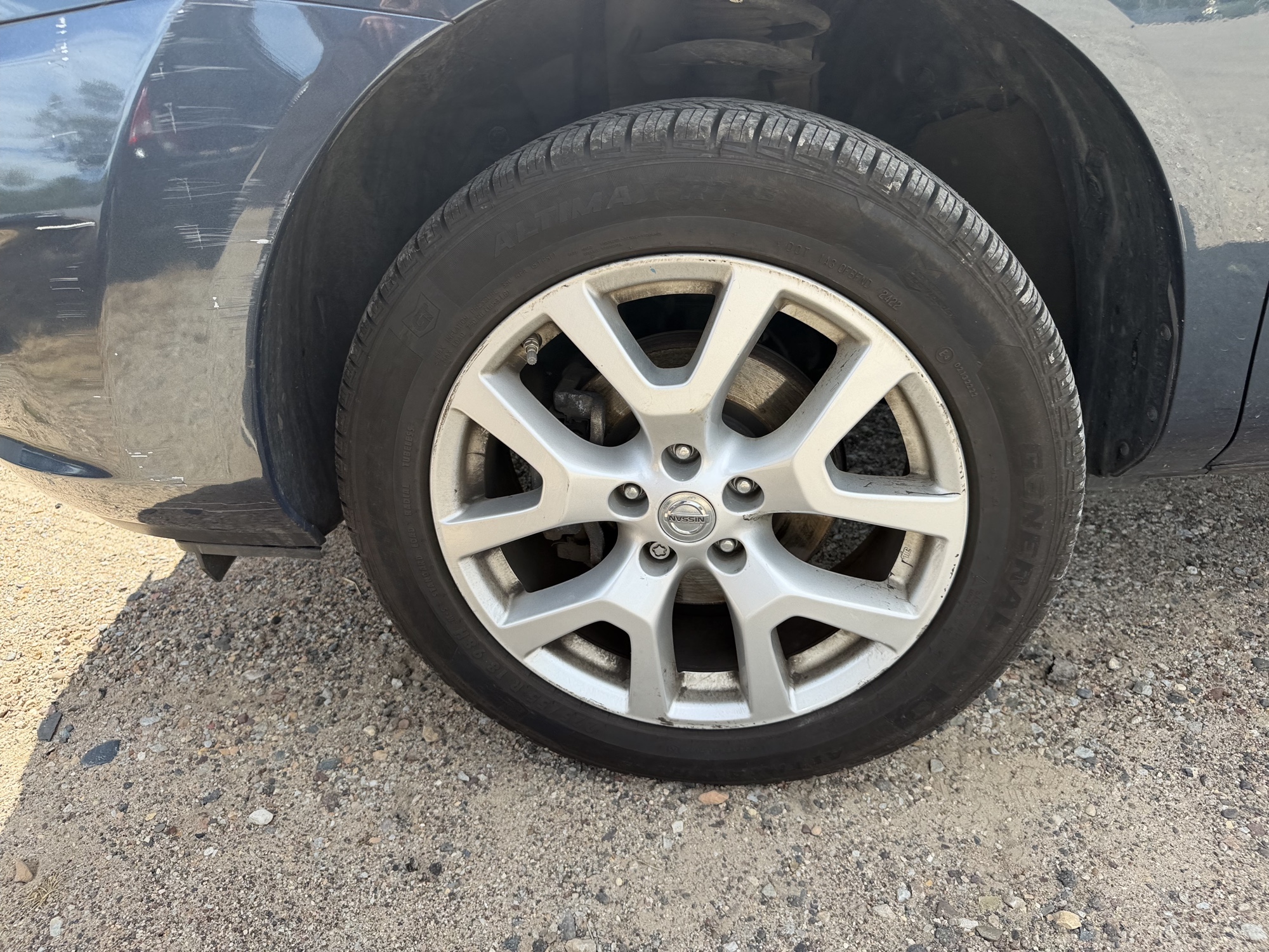 2013 nissan rogue s-awd with 108328 miles for sale near elk-river, minnesota 106488_12_drv_front_wheel.jpg