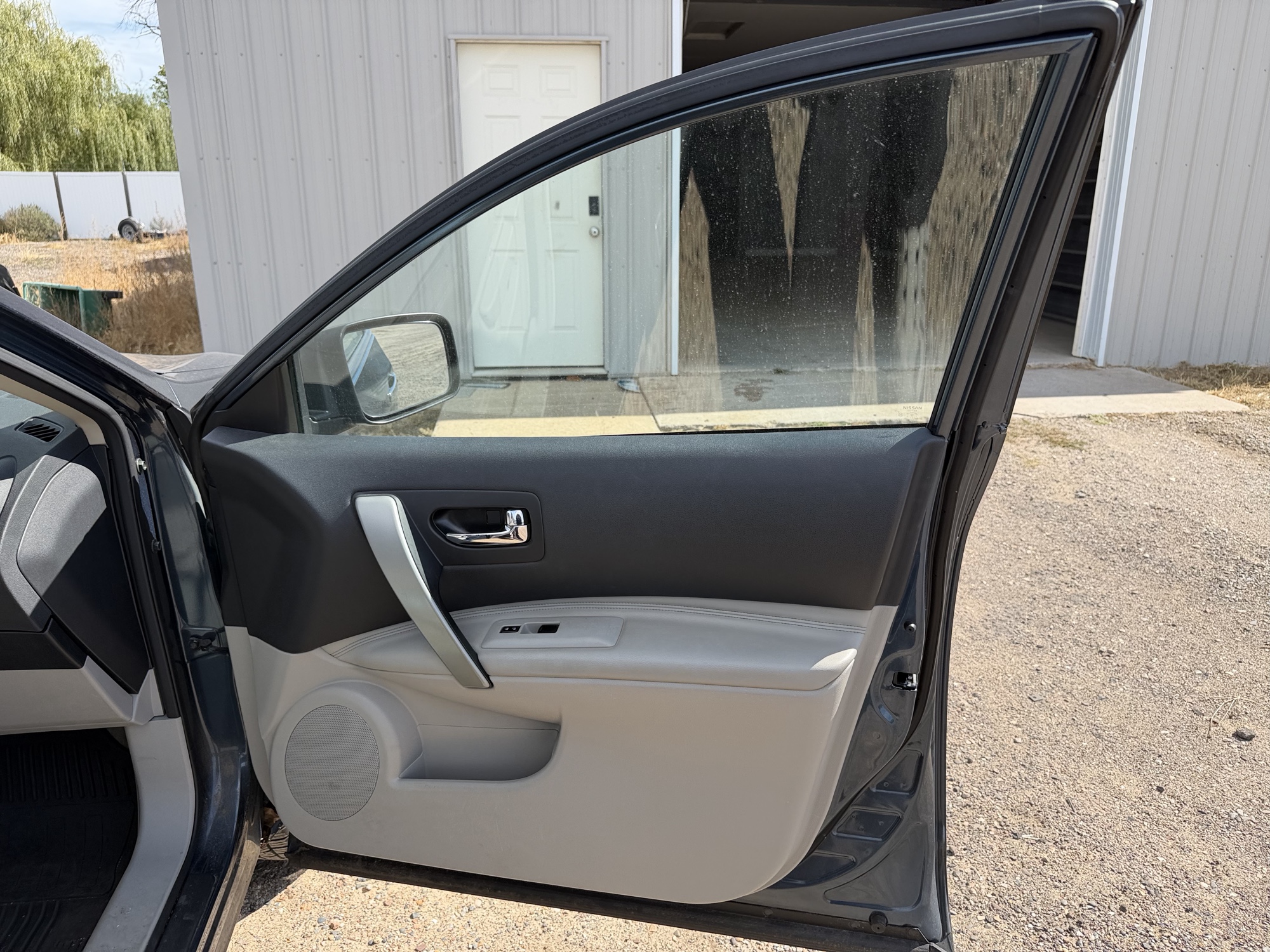 2013 nissan rogue s-awd with 108328 miles for sale near elk-river, minnesota 106488_32_passenger_door_panel.jpg