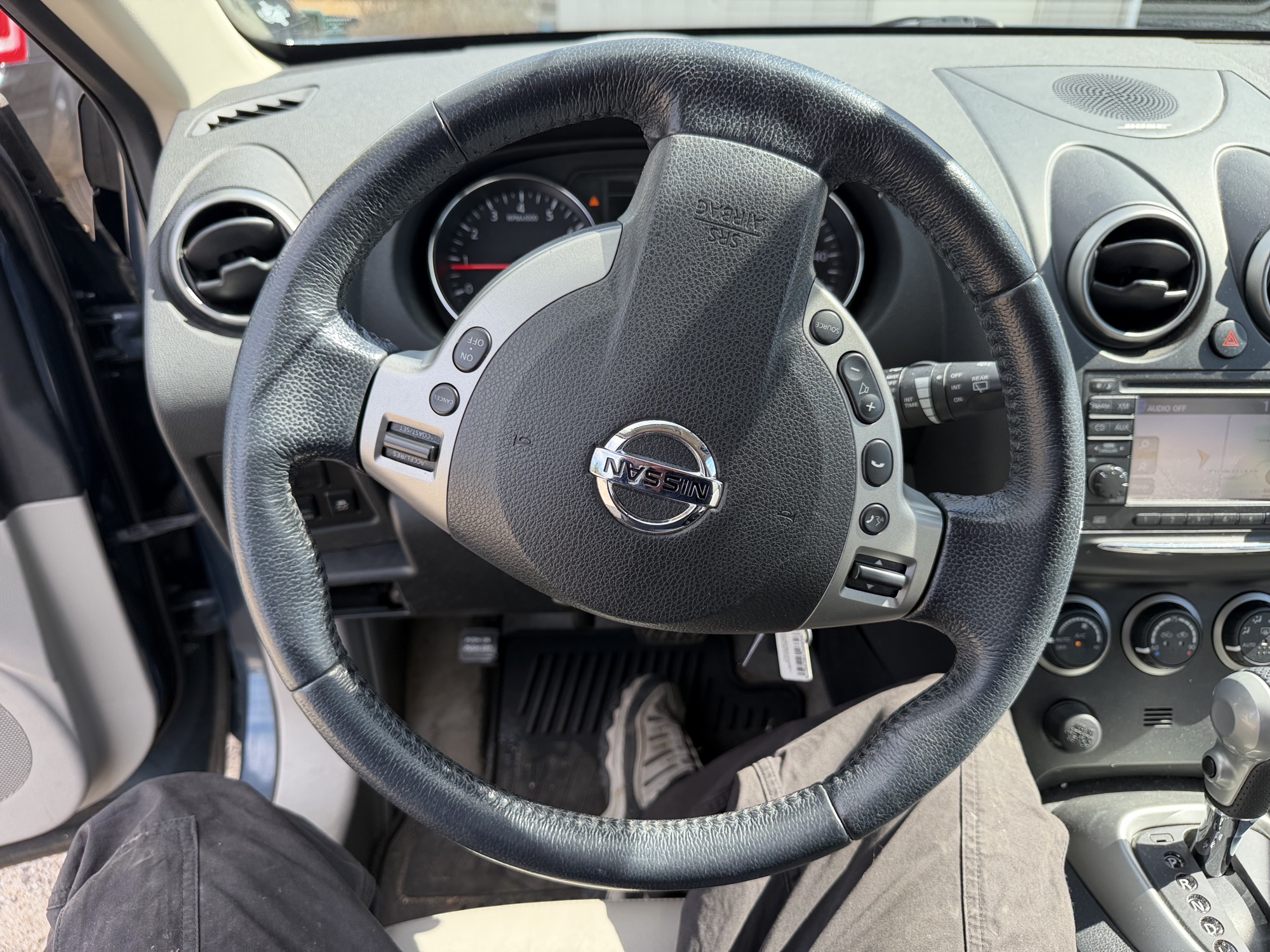 2013 nissan rogue s-awd with 108328 miles for sale near elk-river, minnesota 106488_36_steering_wheel.jpg