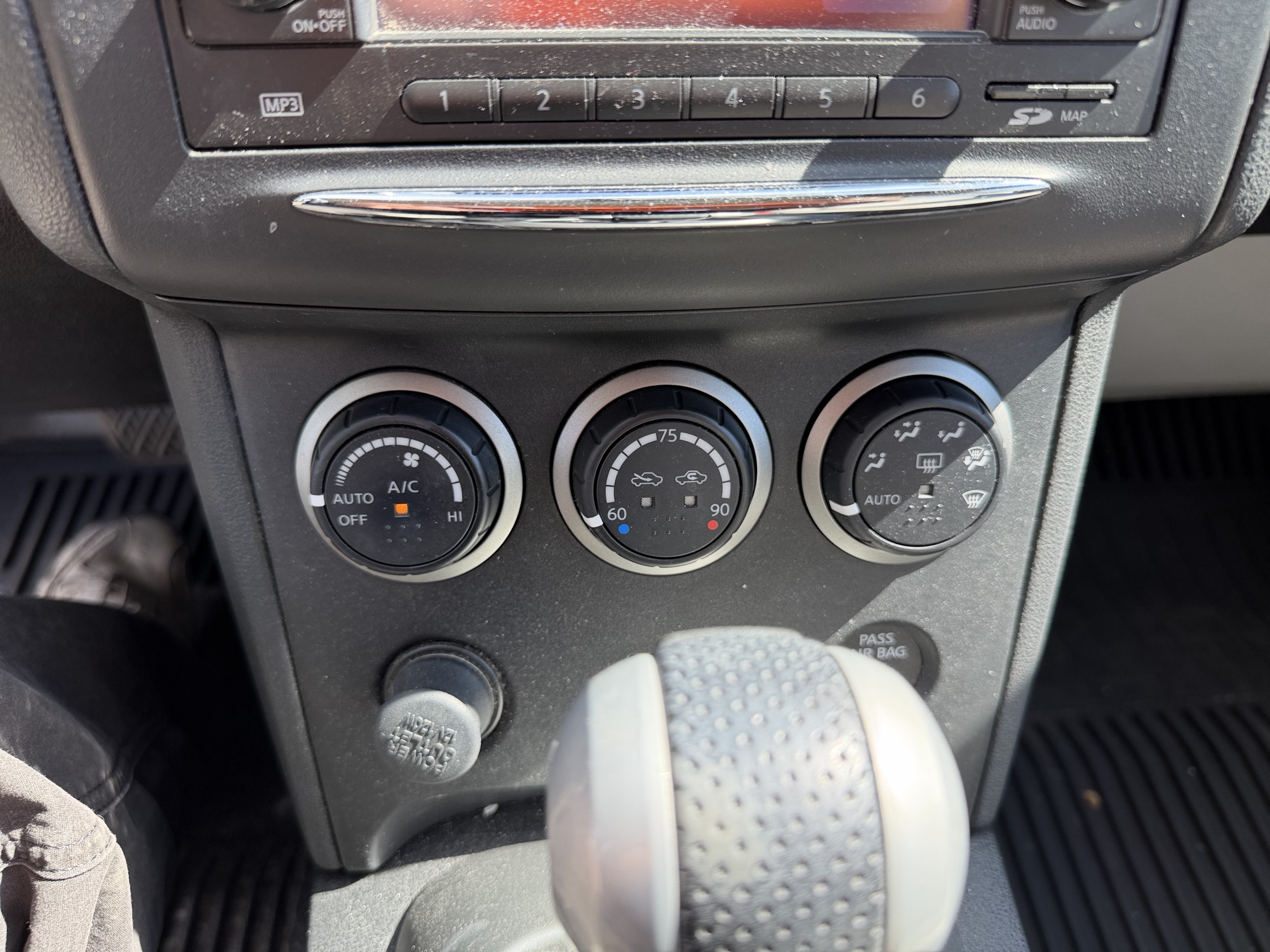 2013 nissan rogue s-awd with 108328 miles for sale near elk-river, minnesota 106488_40_climate_control.jpg