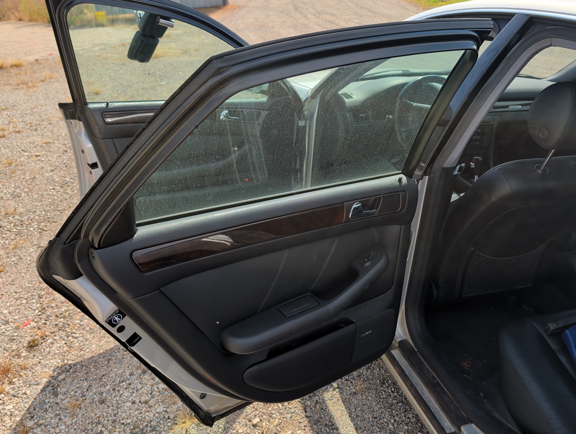 2001 audi a6 2.7t with 104855 miles for sale near elk-river, minnesota 106489_25_drv_rear_door_panel.jpg