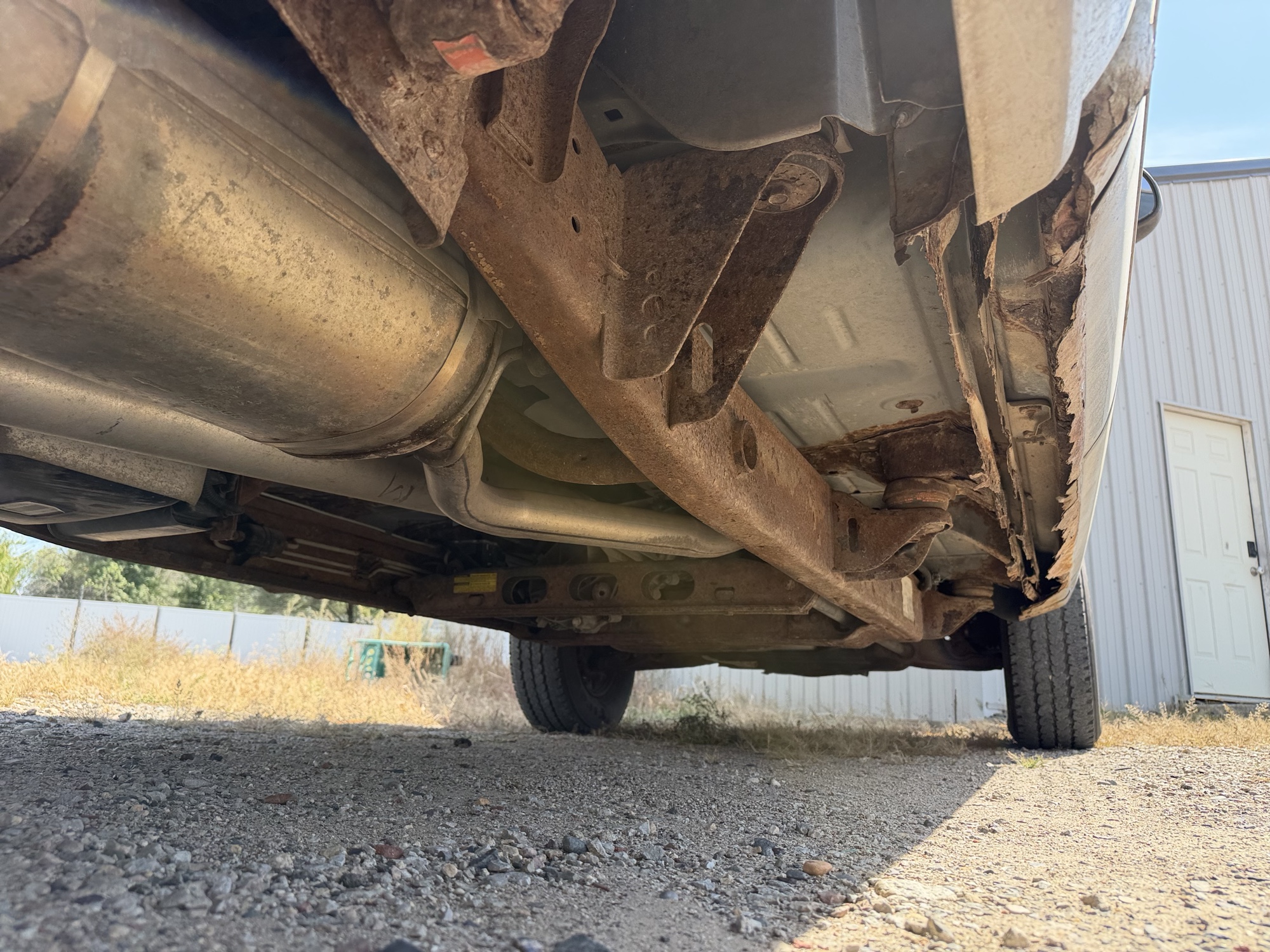 2003 chevrolet silverado-1500 ext.-cab-short-bed-4wd with 150423 miles for sale near elk-river, minnesota 106493_20_undercar_rear_pass.jpg