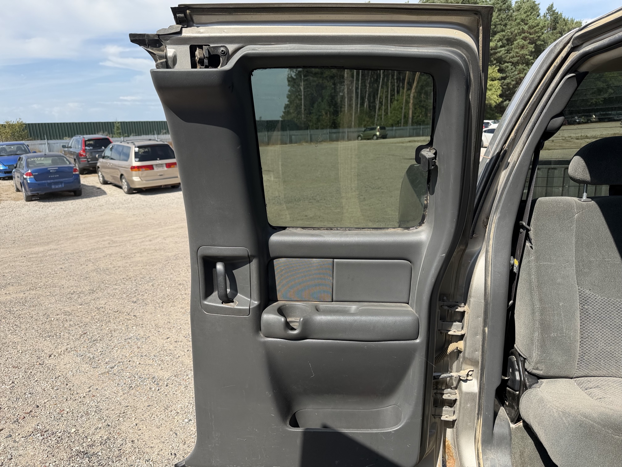 2003 chevrolet silverado-1500 ext.-cab-short-bed-4wd with 150423 miles for sale near elk-river, minnesota 106493_30_pass_rear_door_panel.jpg