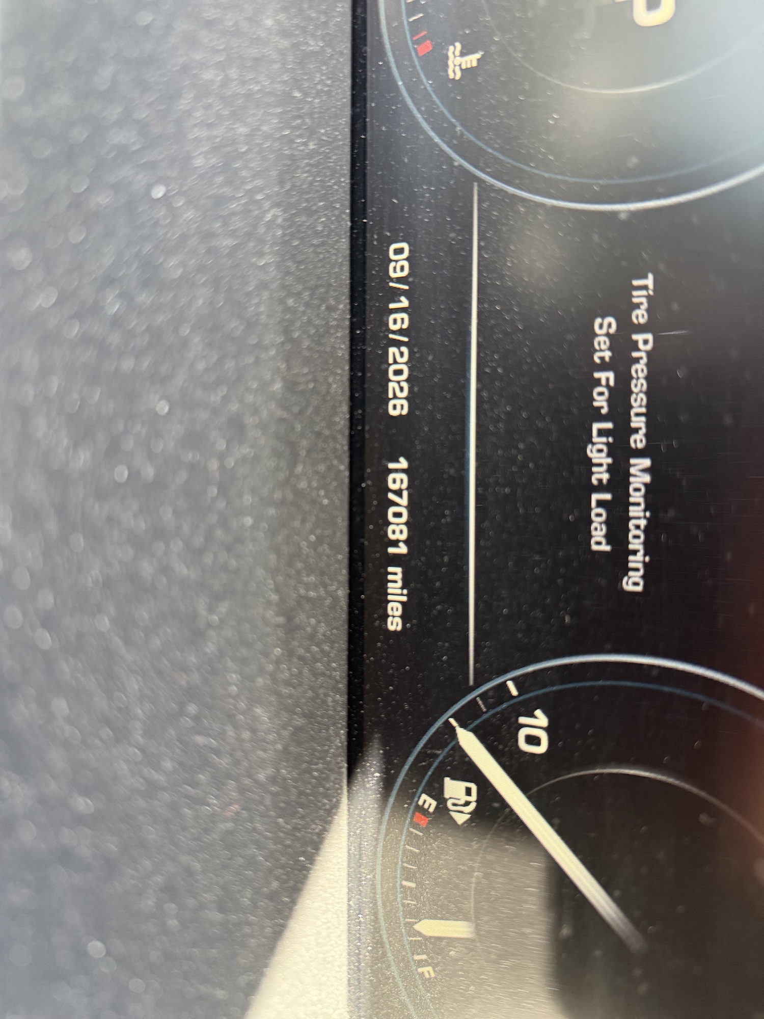 2014 land-rover range-rover 3.0l-v6-supercharged-hse with 167081 miles for sale near elk-river, minnesota 106494_44_mileage_closeup.jpg