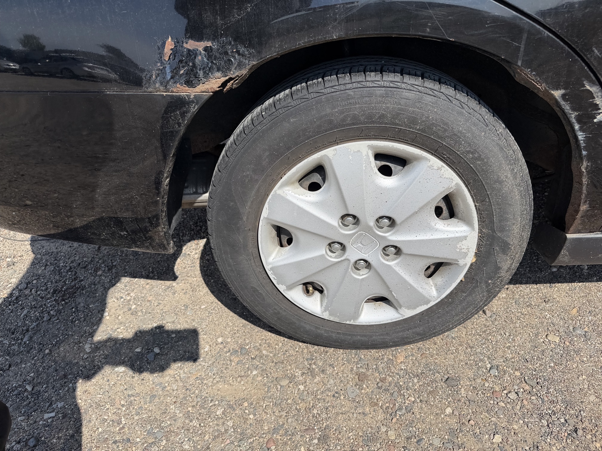 2003 honda accord lx-sedan-at with 144781 miles for sale near elk-river, minnesota 106496_14_rear_pass_wheel.jpg
