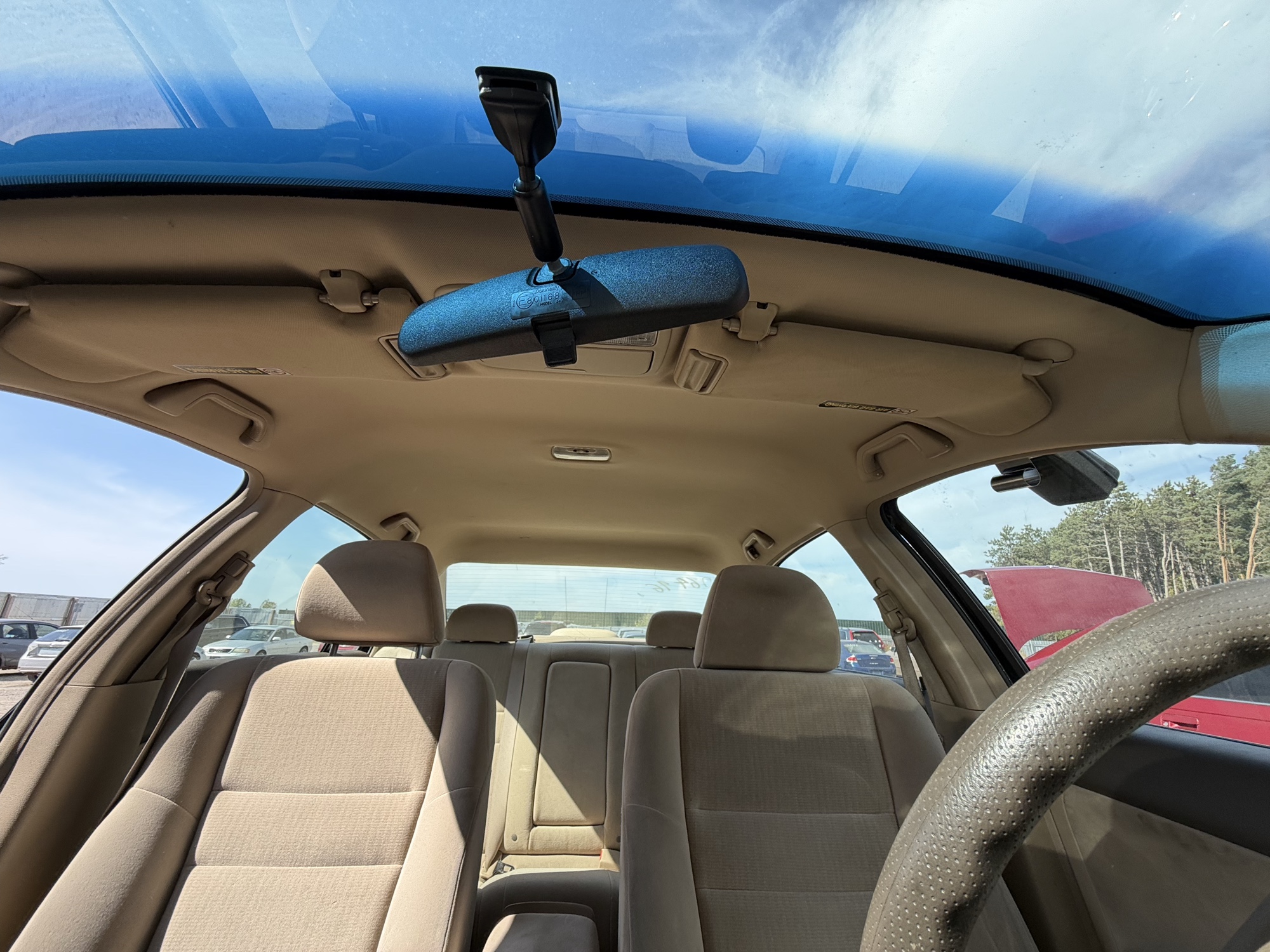 2003 honda accord lx-sedan-at with 144781 miles for sale near elk-river, minnesota 106496_35_headliner_sunroof.jpg