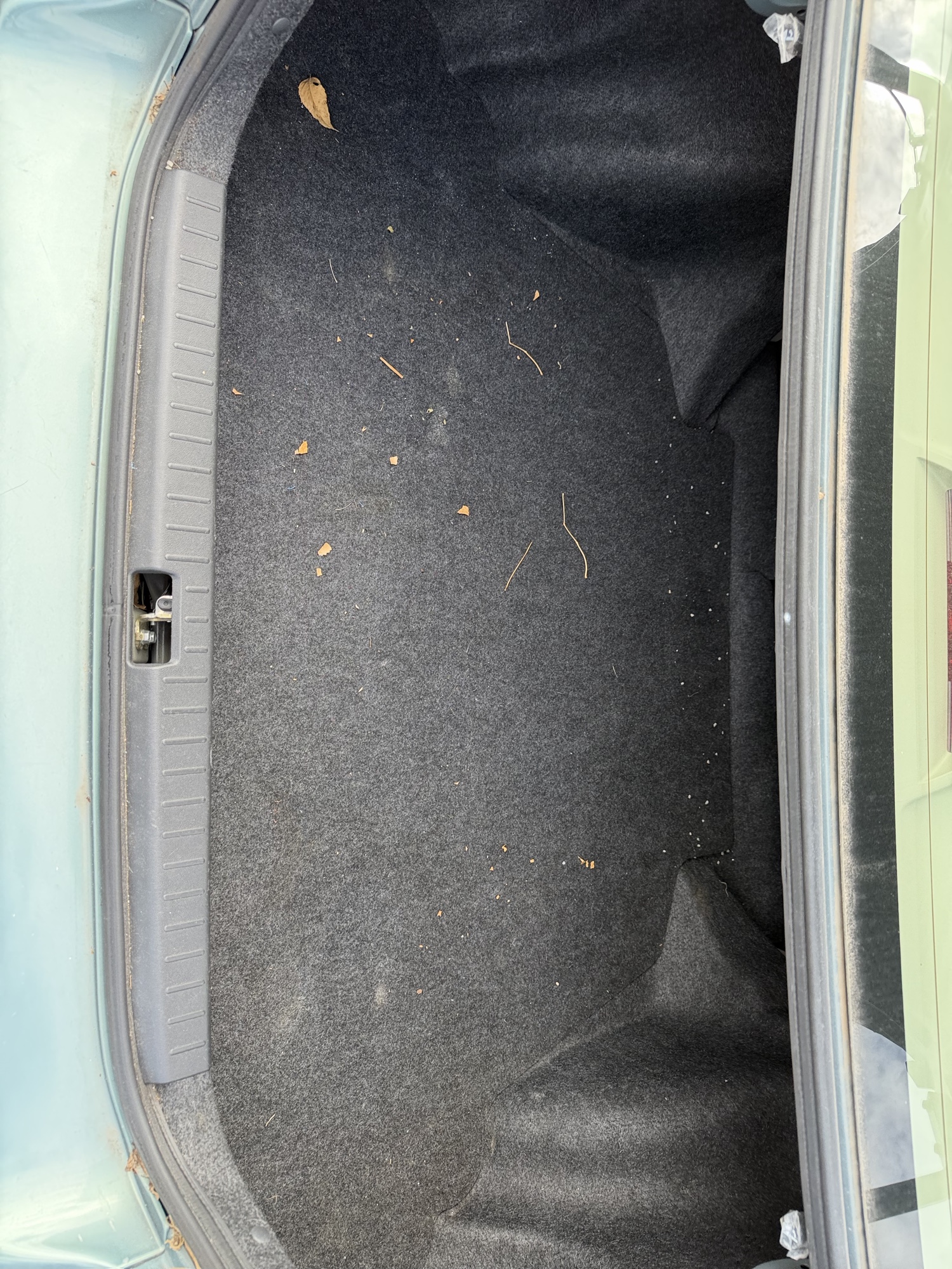2007 toyota corolla with 80829 miles for sale near elk-river, minnesota 106497_26_trunk.jpg