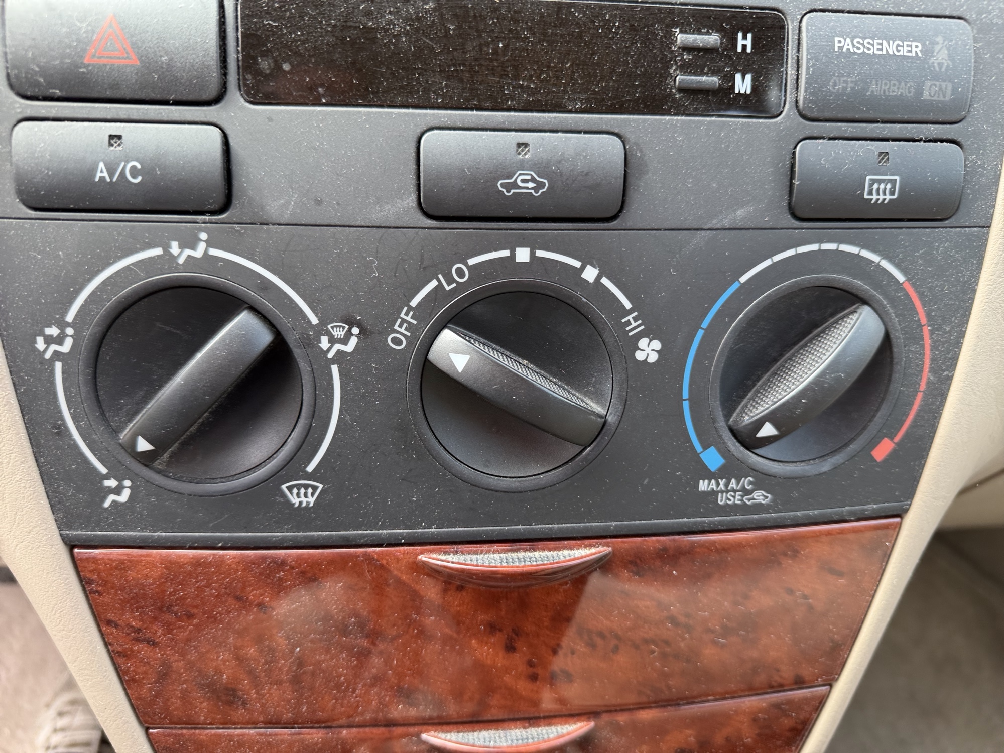 2007 toyota corolla with 80829 miles for sale near elk-river, minnesota 106497_40_climate_control.jpg