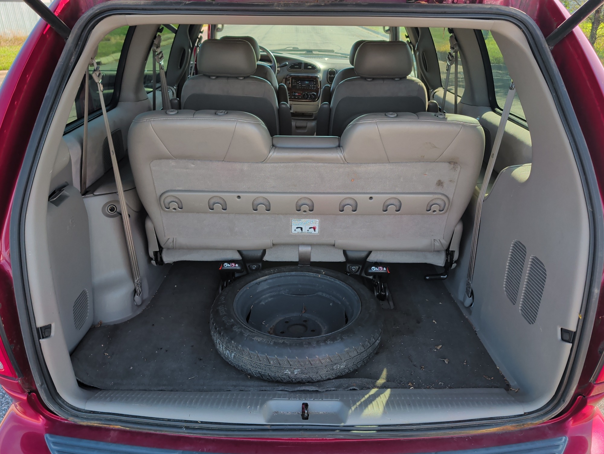 1999 chrysler town-and-country limited-fwd with 88290 miles for sale near elk-river, minnesota 106499_26_trunk.jpg
