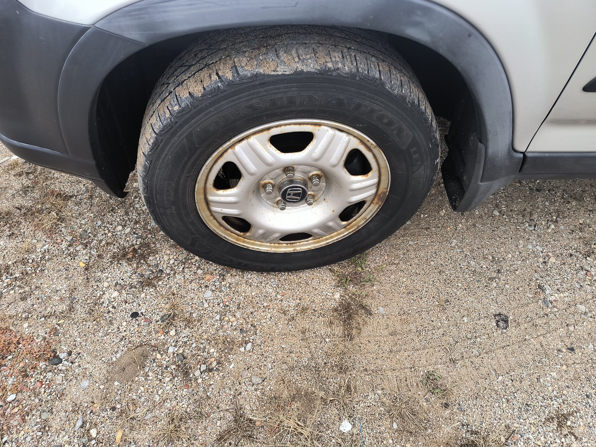 2006 honda cr-v lx-4wd-at with 127591 miles for sale near elk-river, minnesota 106500_12_drv_front_wheel.jpg