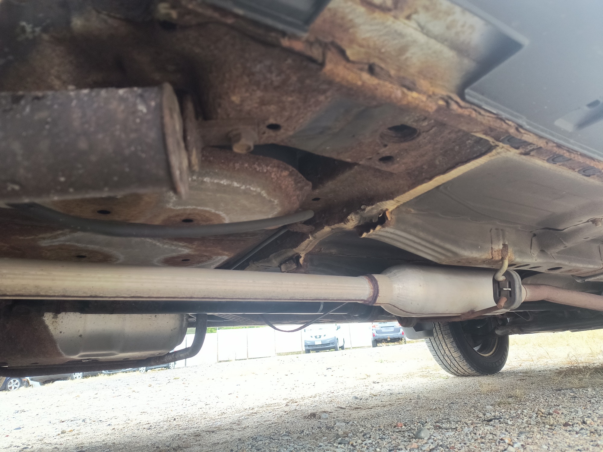 2006 honda cr-v lx-4wd-at with 127591 miles for sale near elk-river, minnesota 106500_20_undercar_rear_pass.jpg
