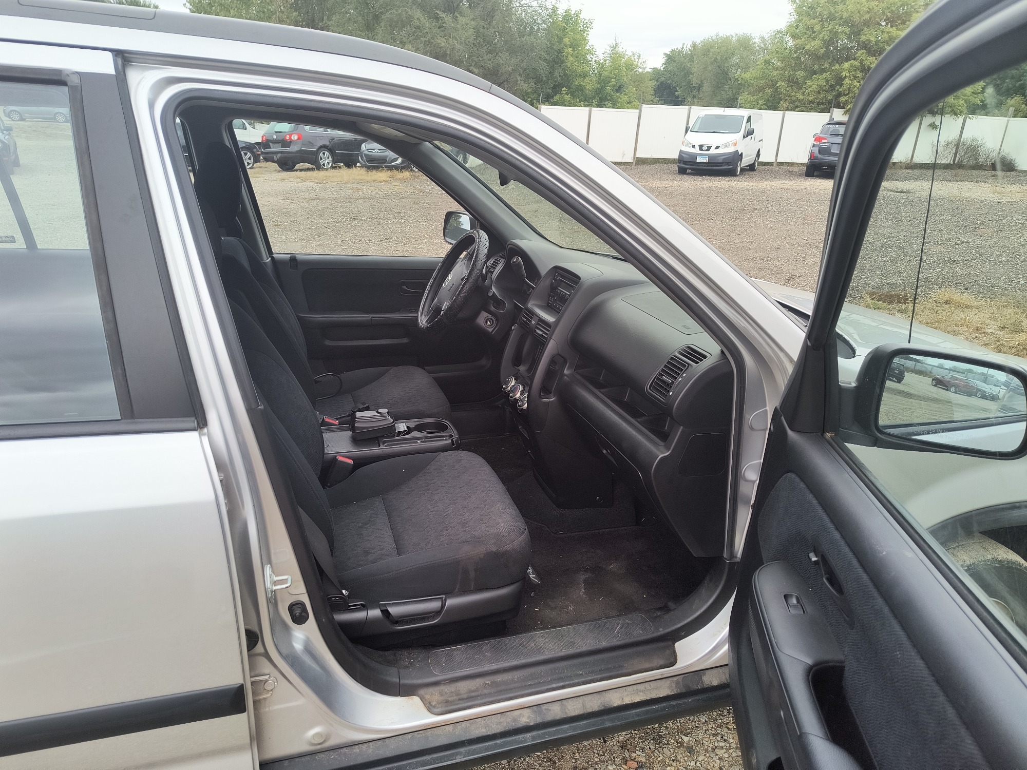 2006 honda cr-v lx-4wd-at with 127591 miles for sale near elk-river, minnesota 106500_31_passenger_seat.jpg